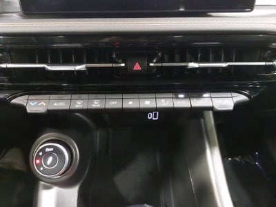 2025 Alfa Romeo Tonale Base