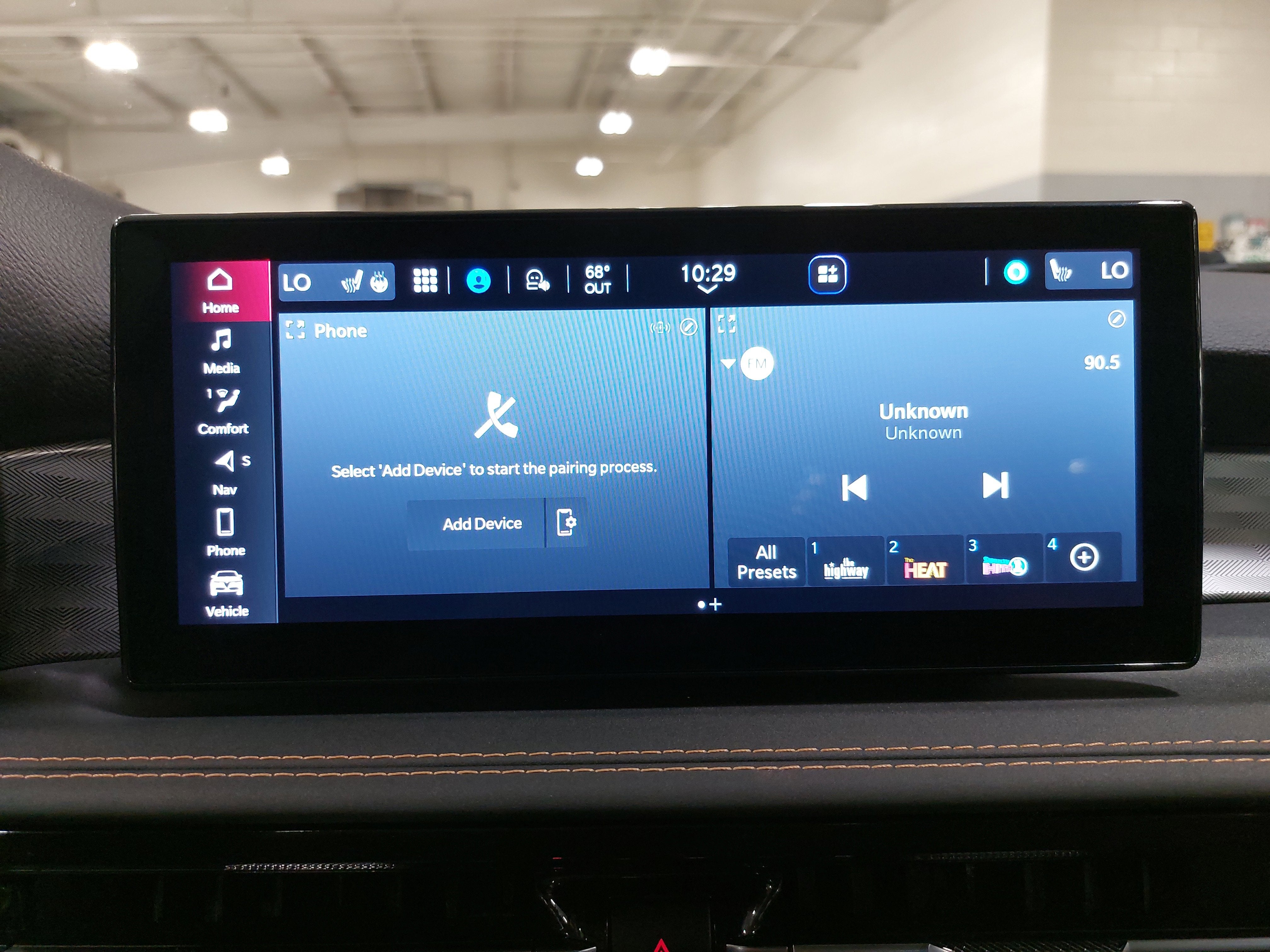 2025 Alfa Romeo Tonale Base