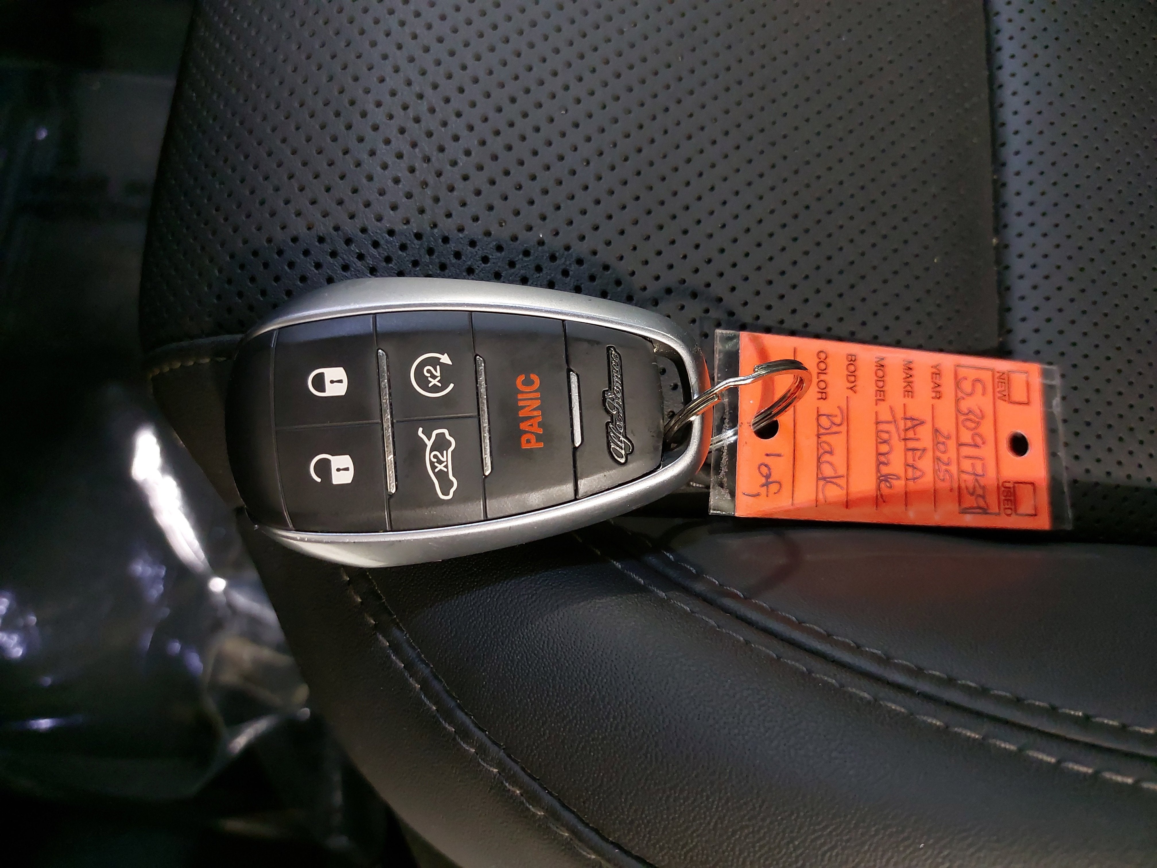 2025 Alfa Romeo Tonale Base