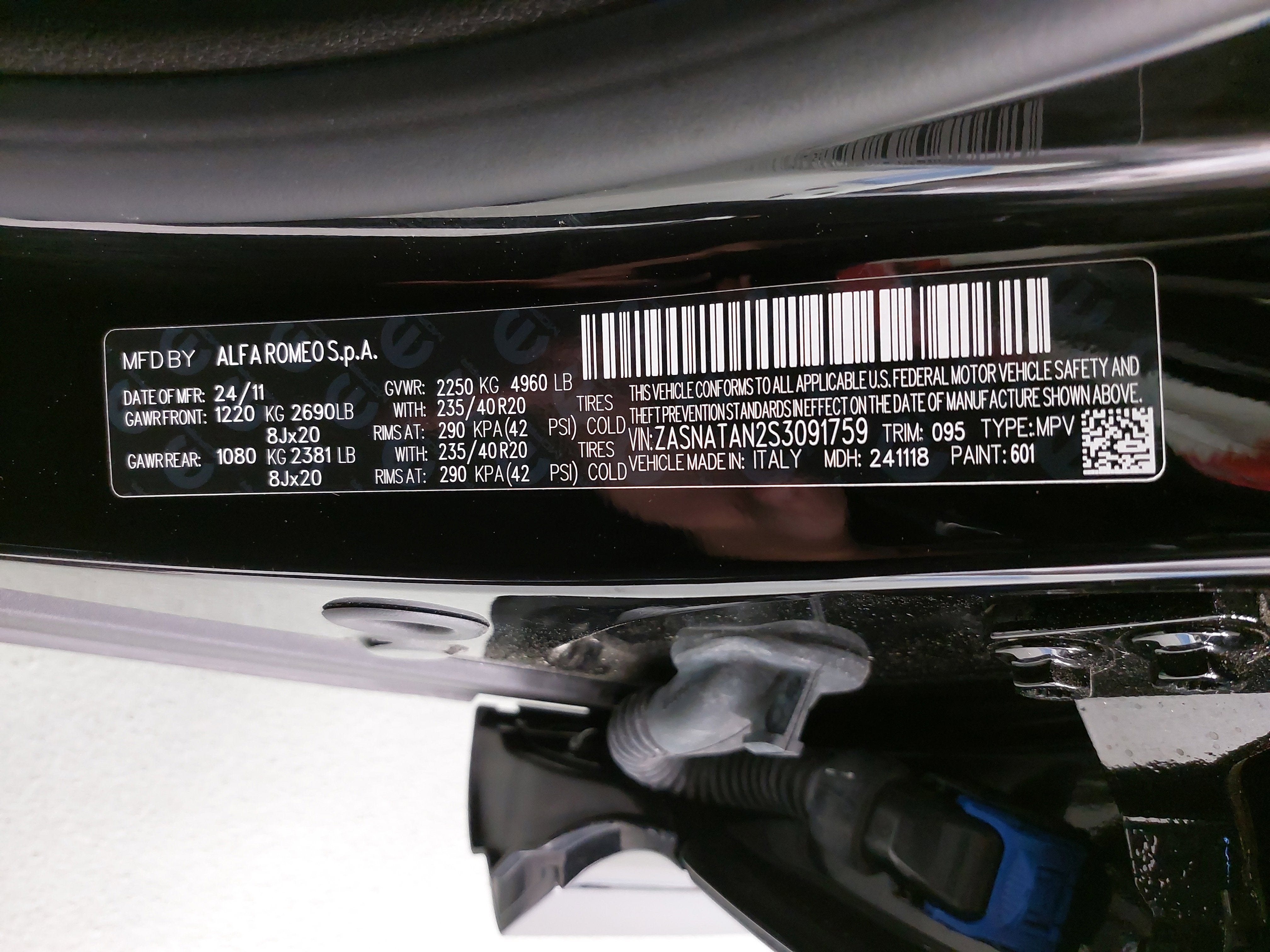 2025 Alfa Romeo Tonale Base