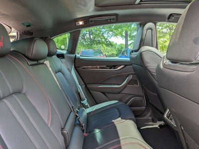 2024 Maserati Levante Modena