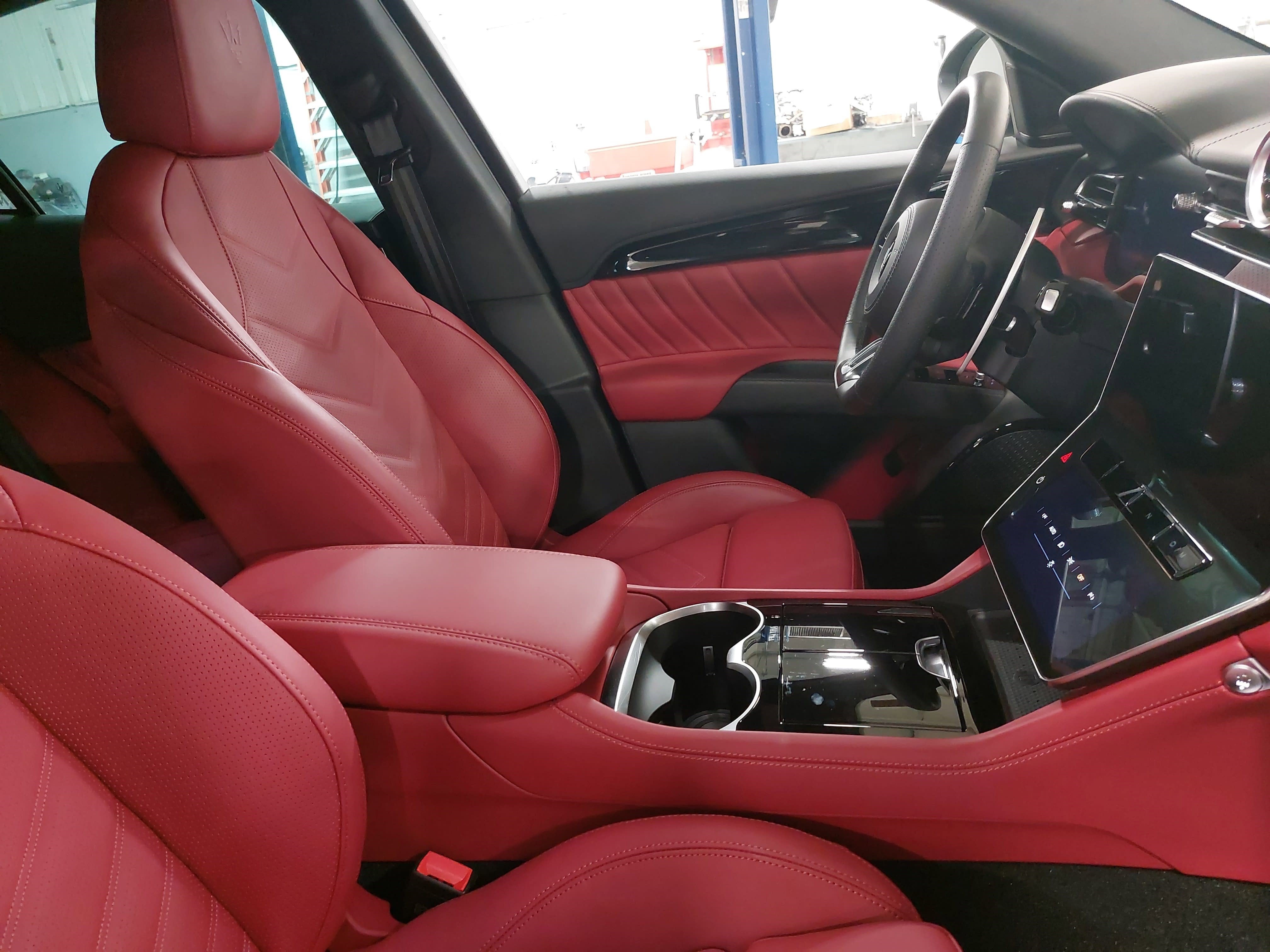 2025 Maserati Grecale MODENA