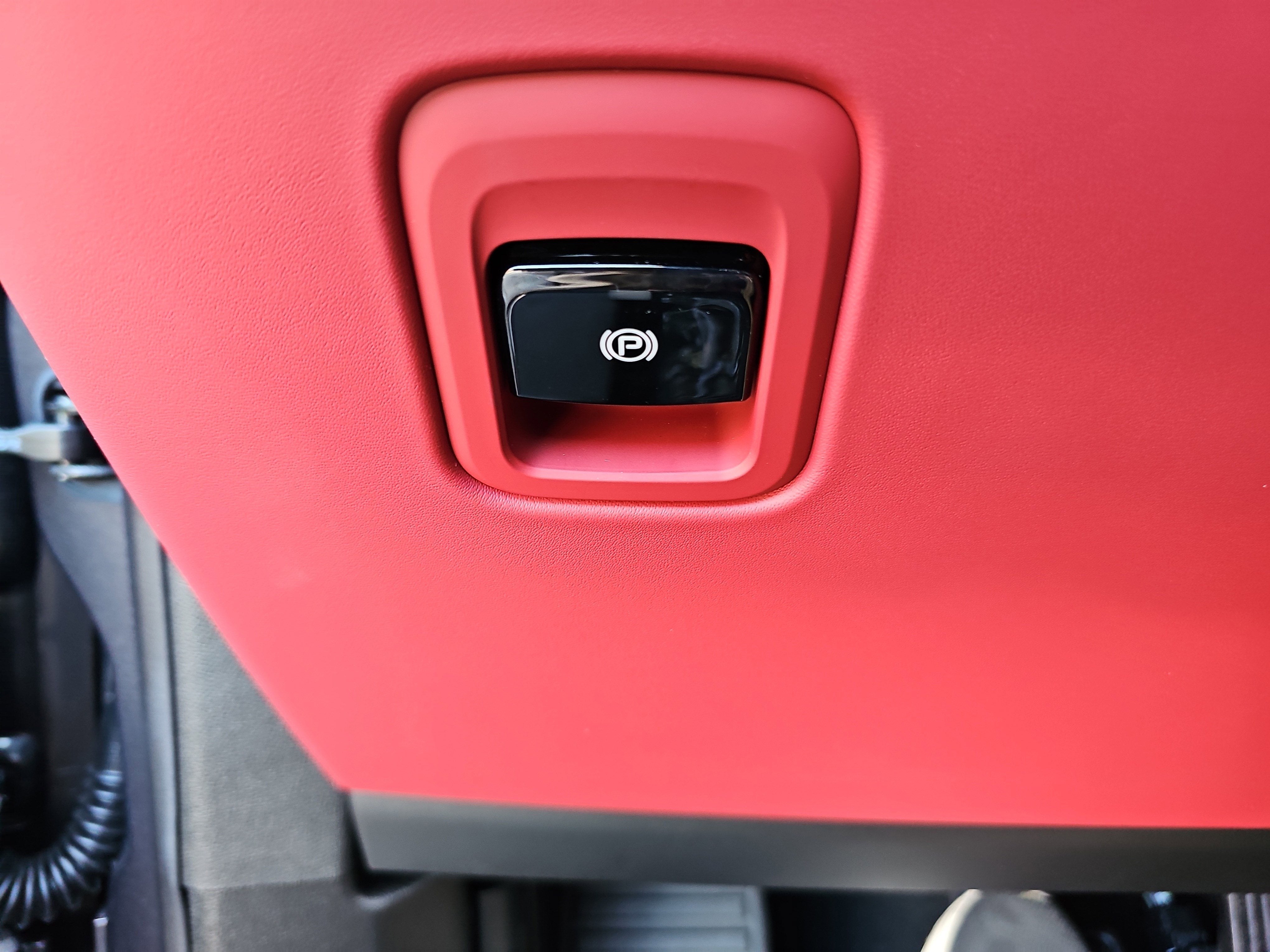 2025 Maserati Grecale Folgore