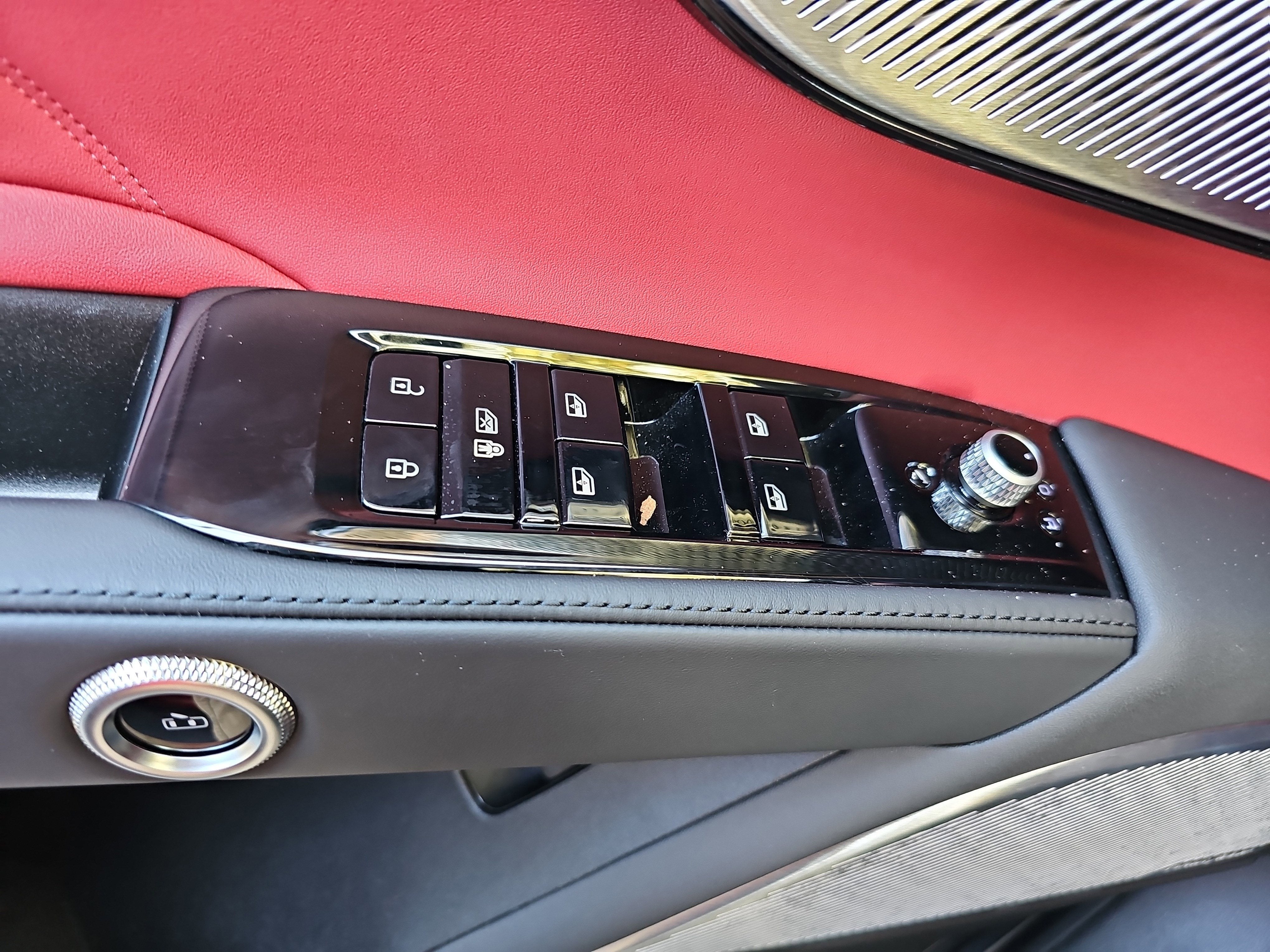 2025 Maserati Grecale Folgore