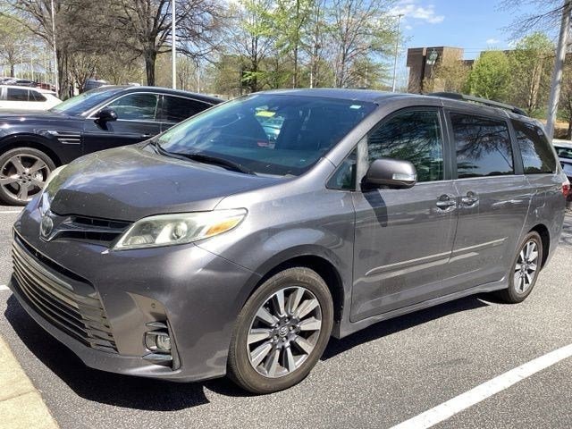 2018 Toyota Sienna Limited Premium