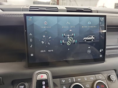 2025 Land Rover Defender X-Dynamic SE