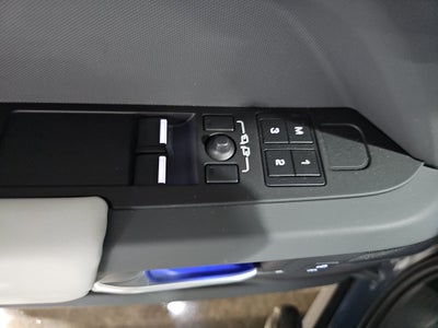 2025 Land Rover Defender X-Dynamic SE