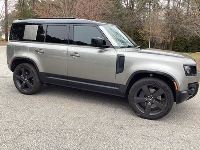 2024 Land Rover Defender X-Dynamic SE