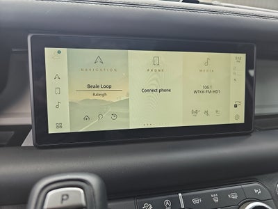 2024 Land Rover Defender X-Dynamic SE