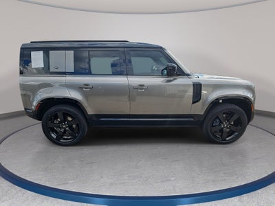 2024 Land Rover Defender X-Dynamic SE