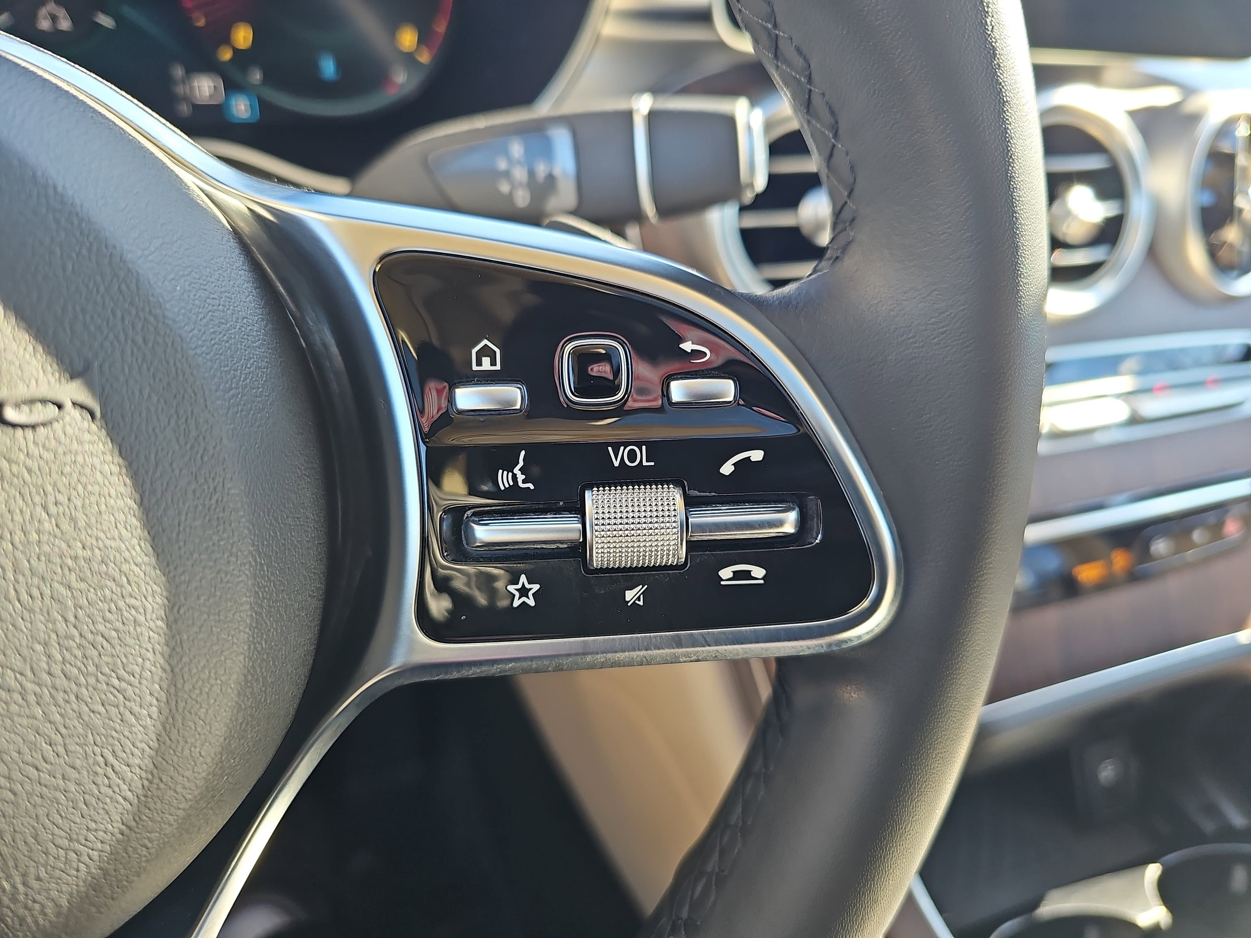 2023 Mercedes-Benz GLC GLC 300