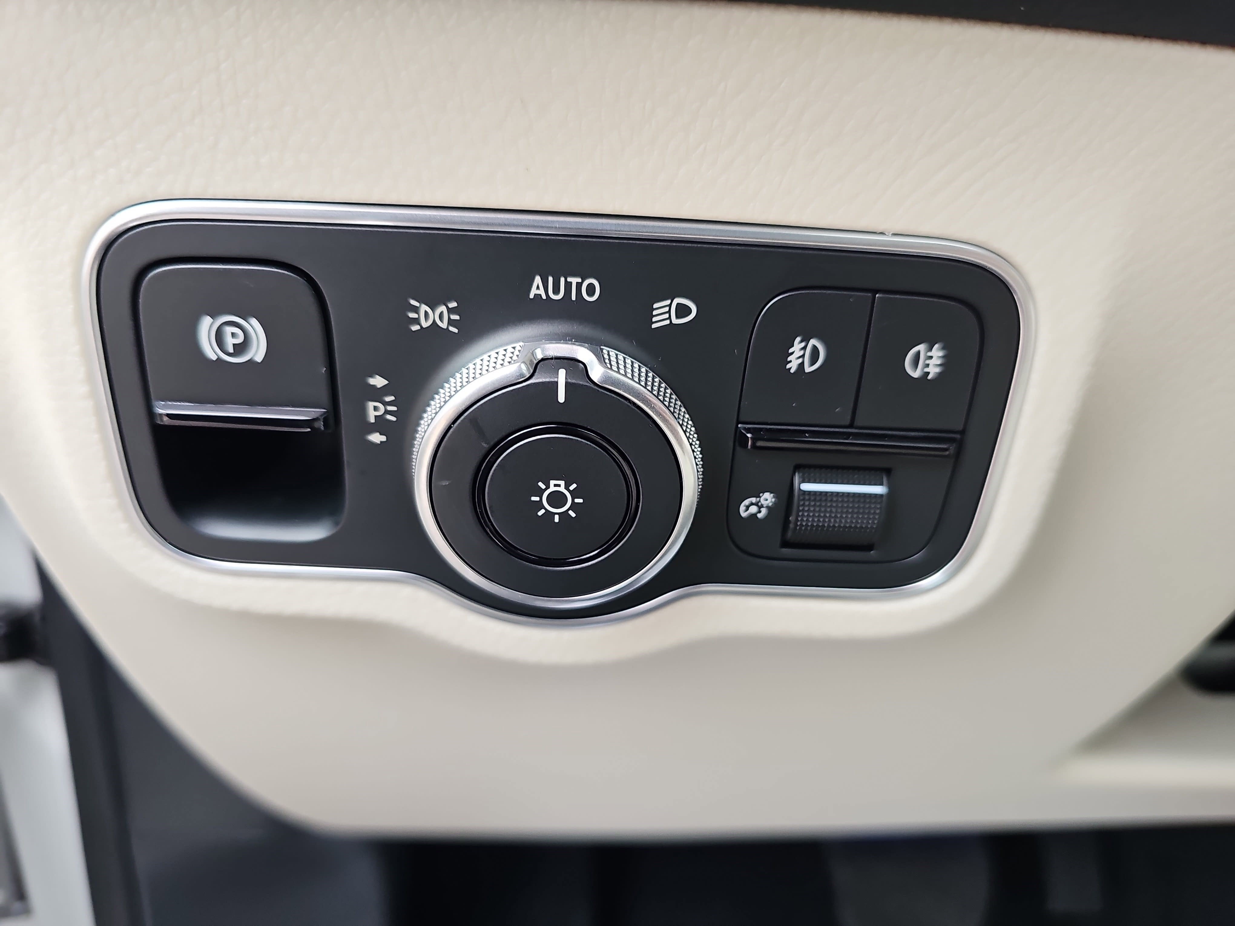 2025 Mercedes-Benz GLB GLB 250