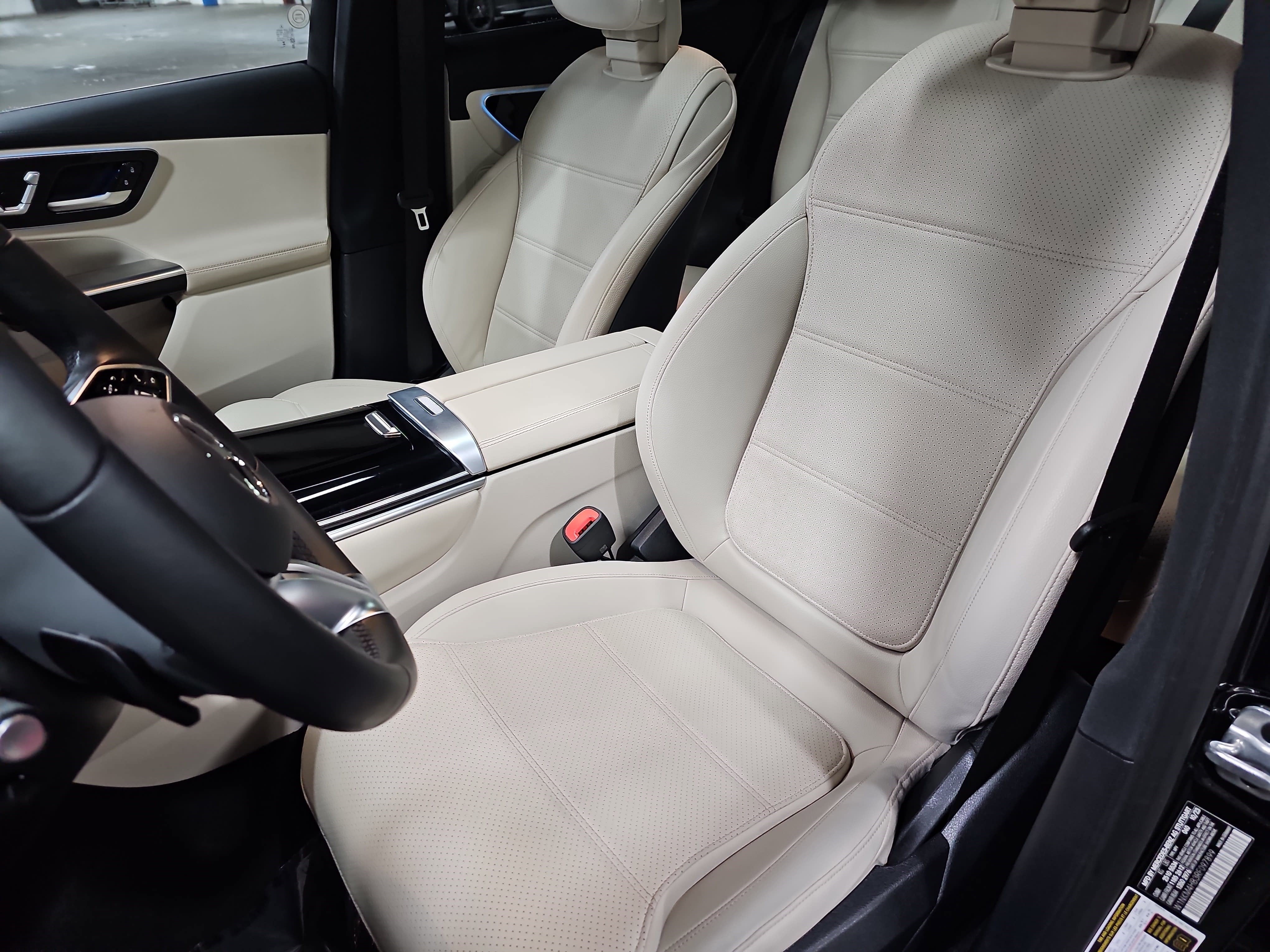 2024 Mercedes-Benz GLC GLC 300