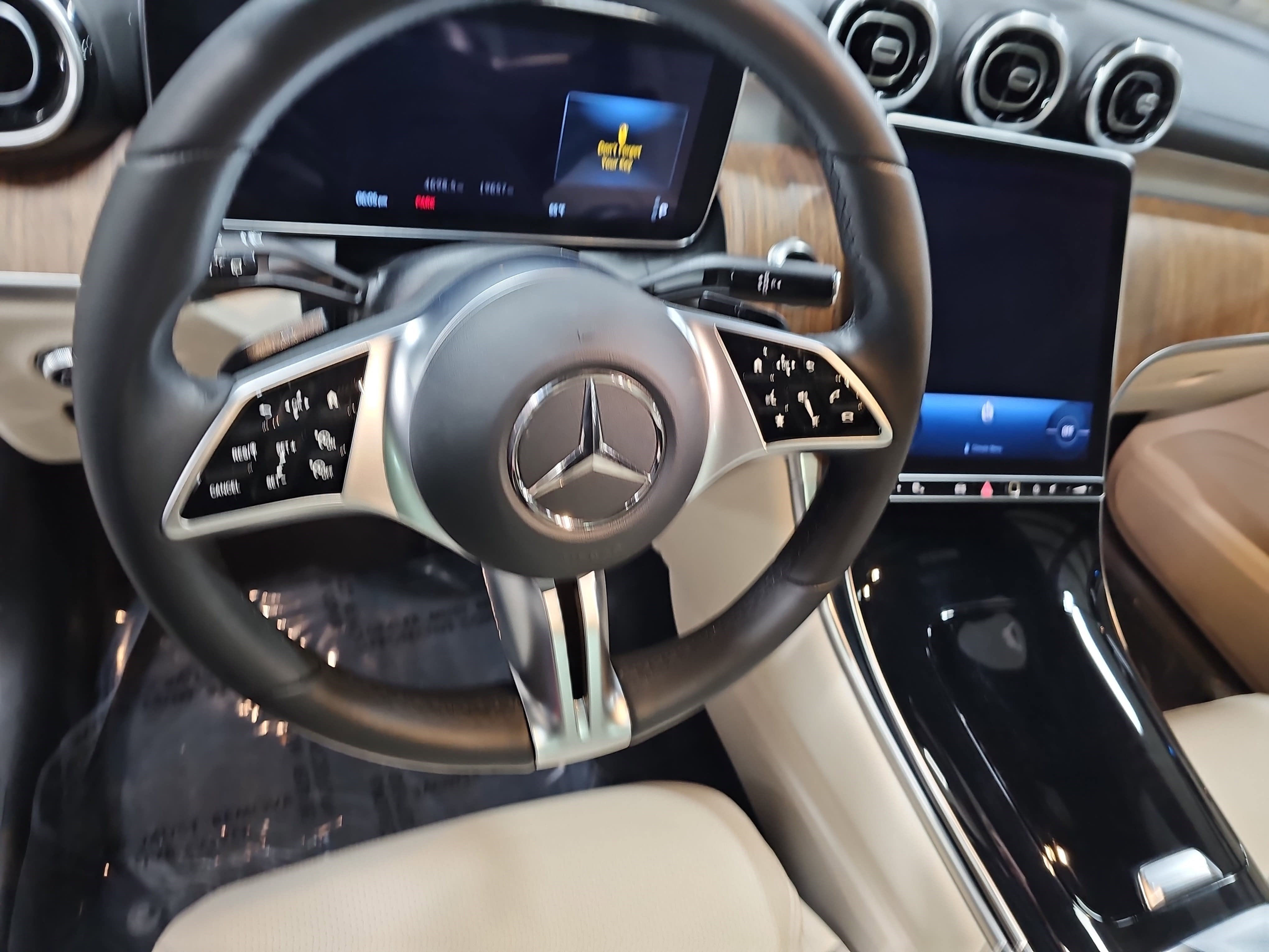 2024 Mercedes-Benz GLC GLC 300