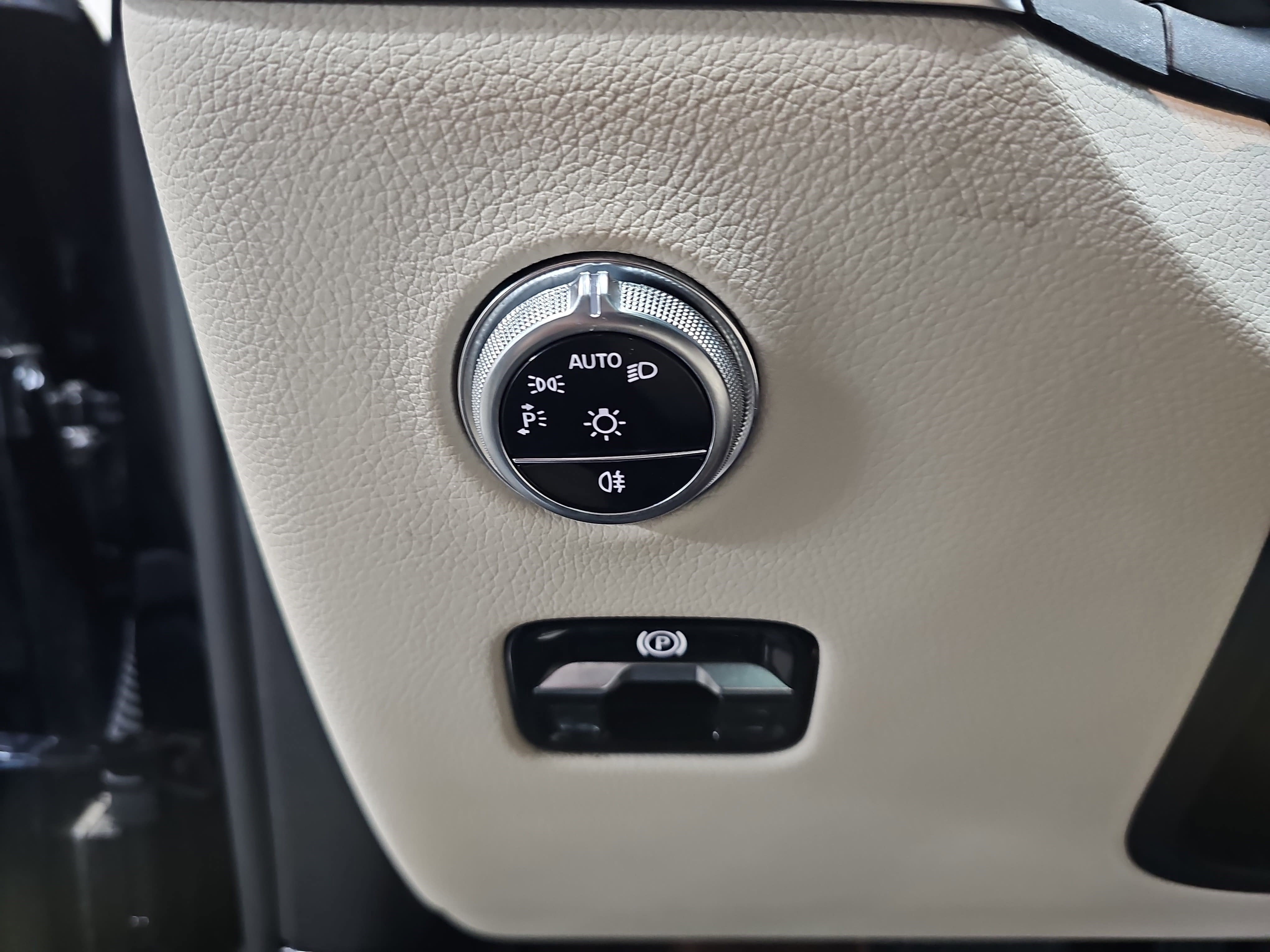 2024 Mercedes-Benz GLC GLC 300