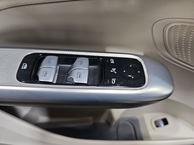 2024 Mercedes-Benz GLC GLC 300