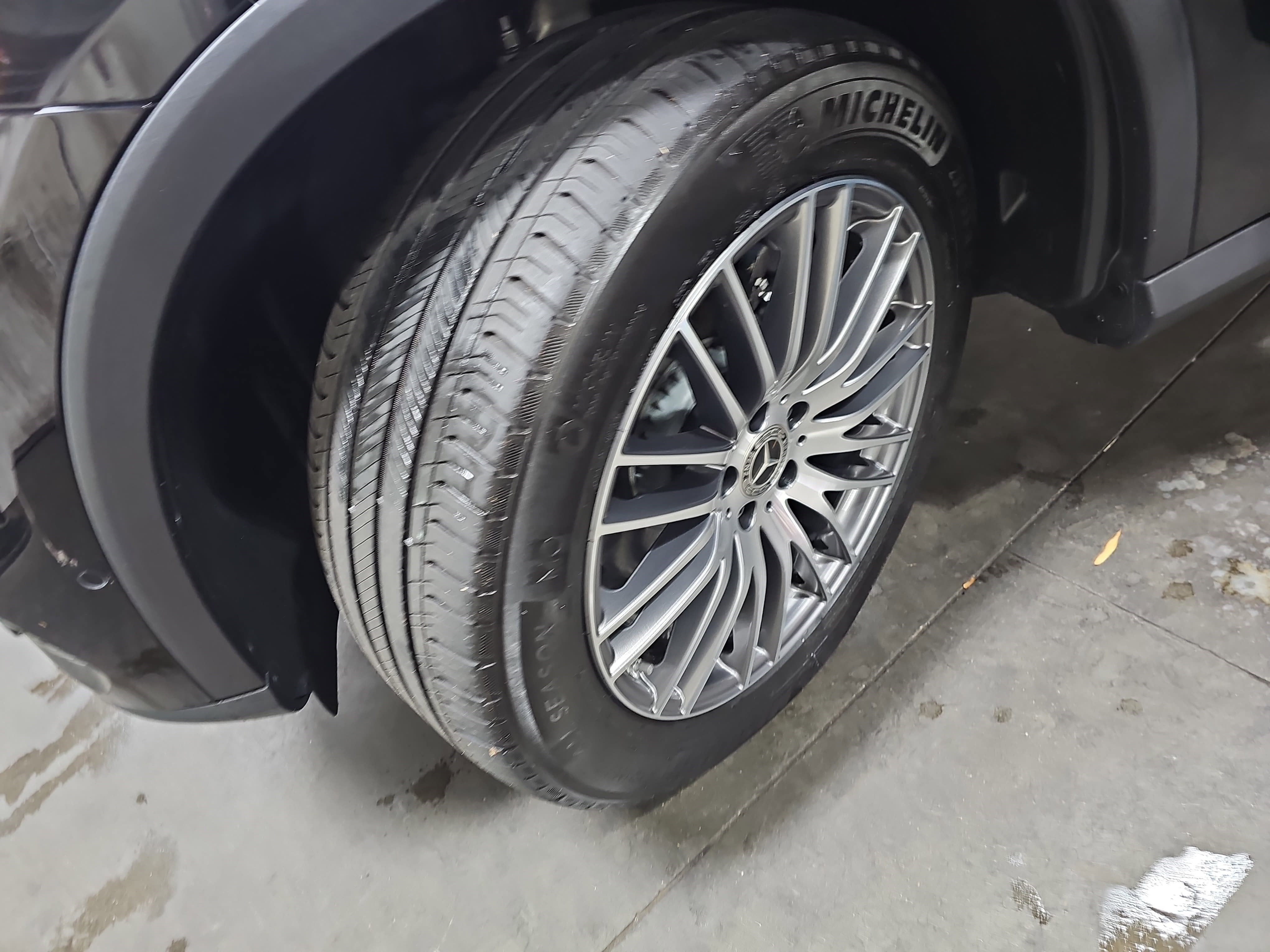 2024 Mercedes-Benz GLC GLC 300