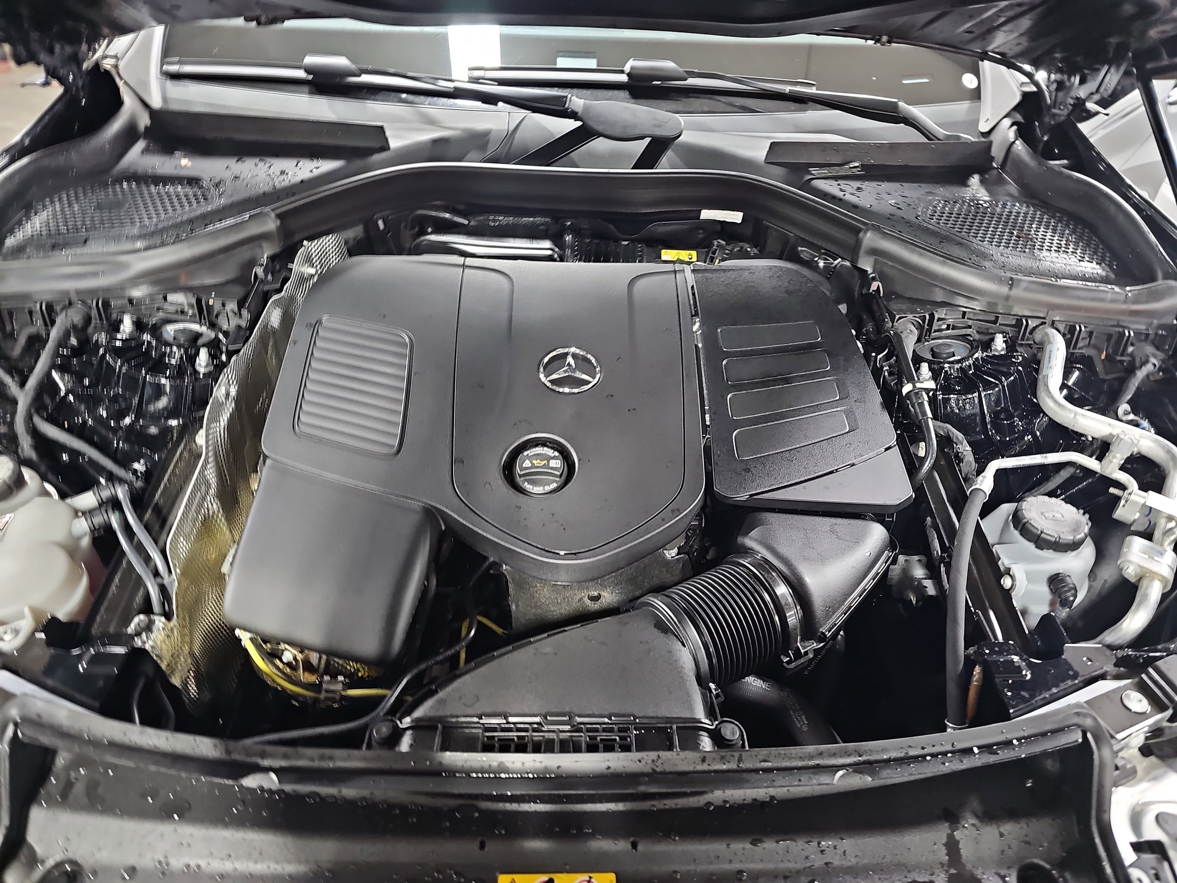 2025 Mercedes-Benz GLC GLC 300