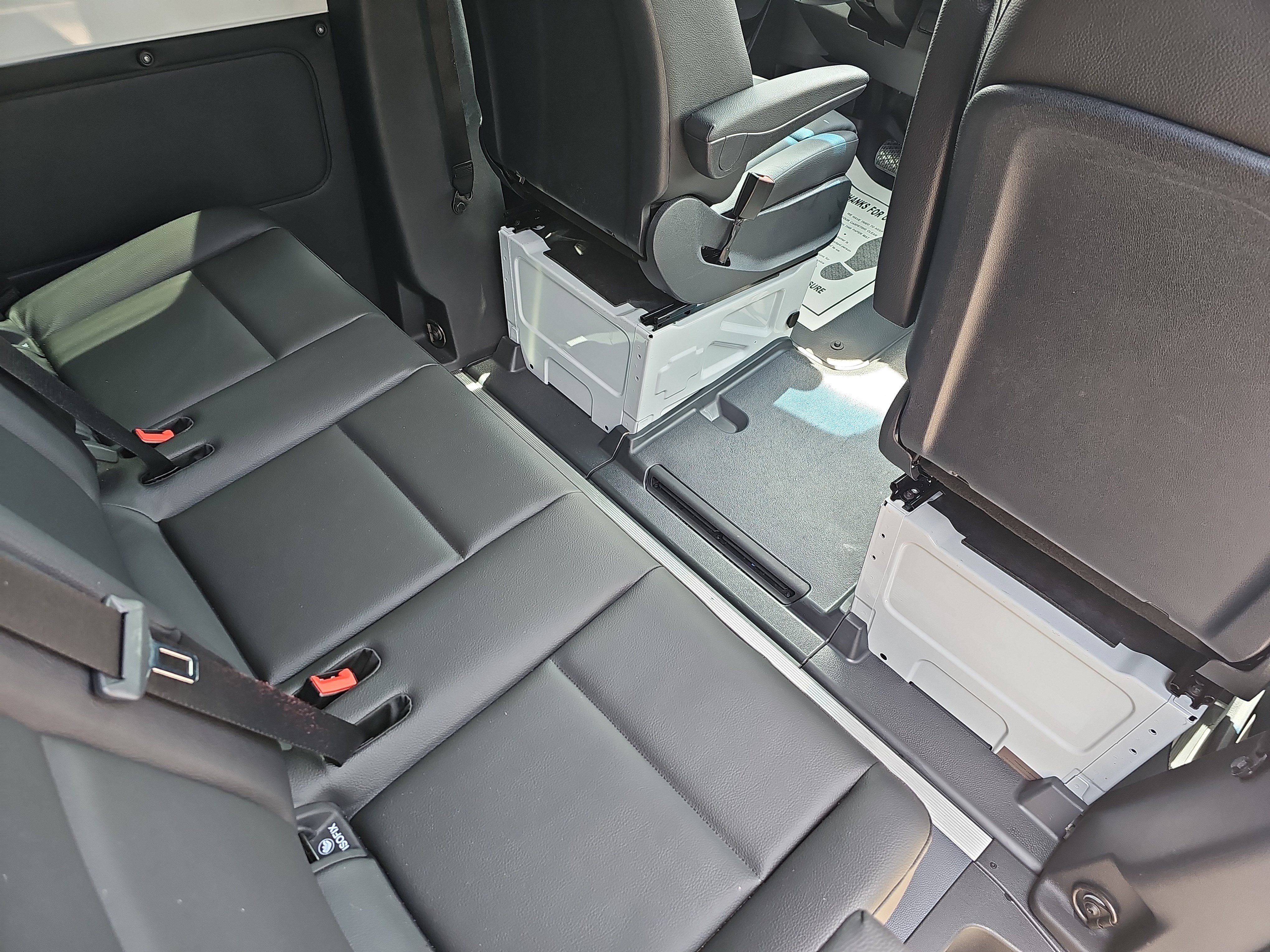2025 Mercedes-Benz Sprinter 2500 Crew 144 WB