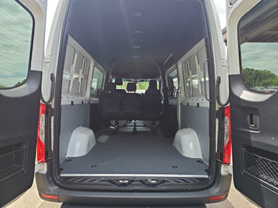 2025 Mercedes-Benz Sprinter 2500 Crew 144 WB