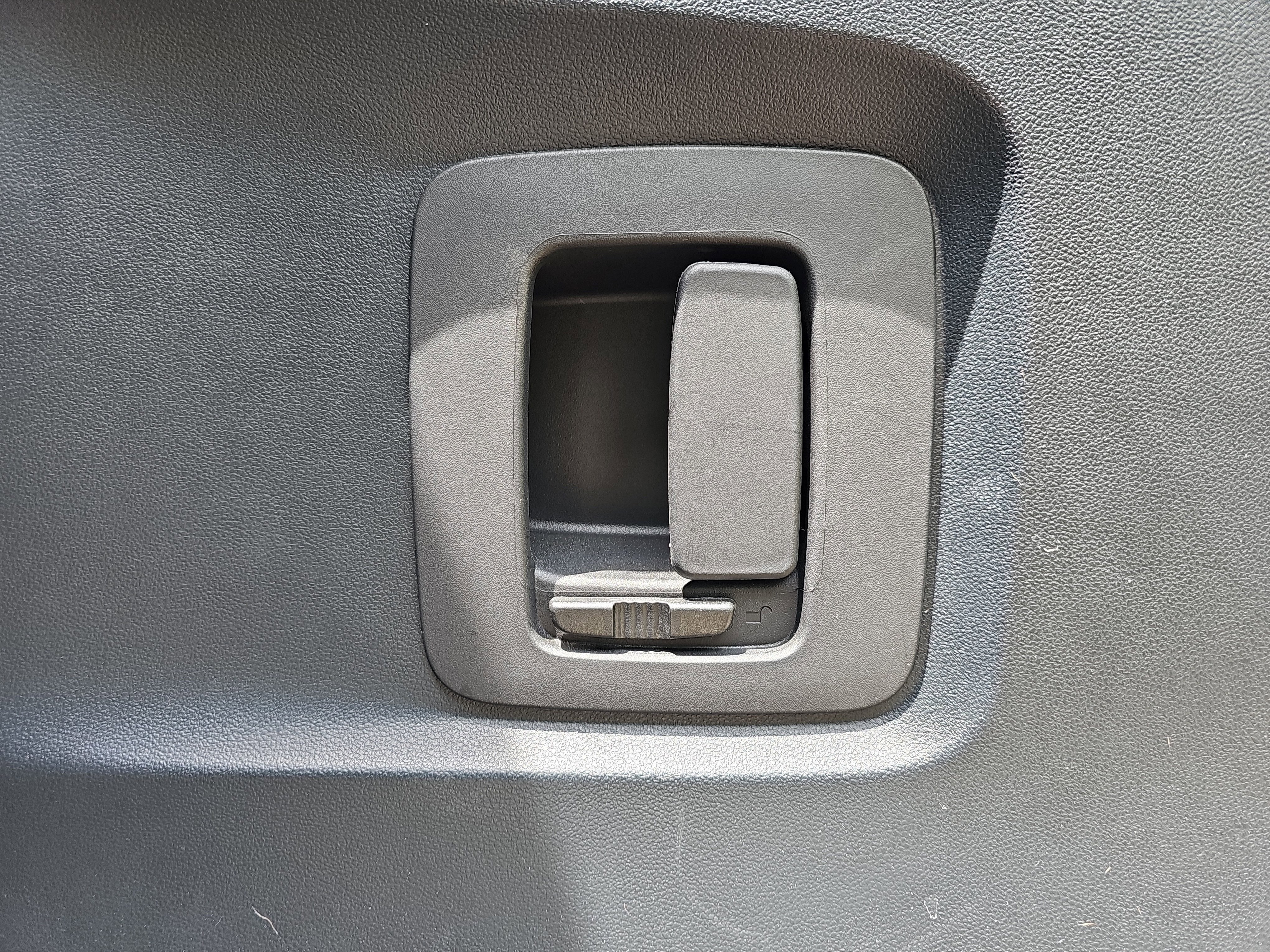 2025 Mercedes-Benz Sprinter 2500 Crew 144 WB