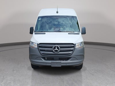2025 Mercedes-Benz Sprinter 2500 Crew 144 WB