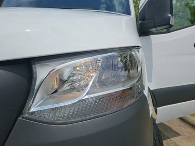 2025 Mercedes-Benz Sprinter 2500 Crew 144 WB