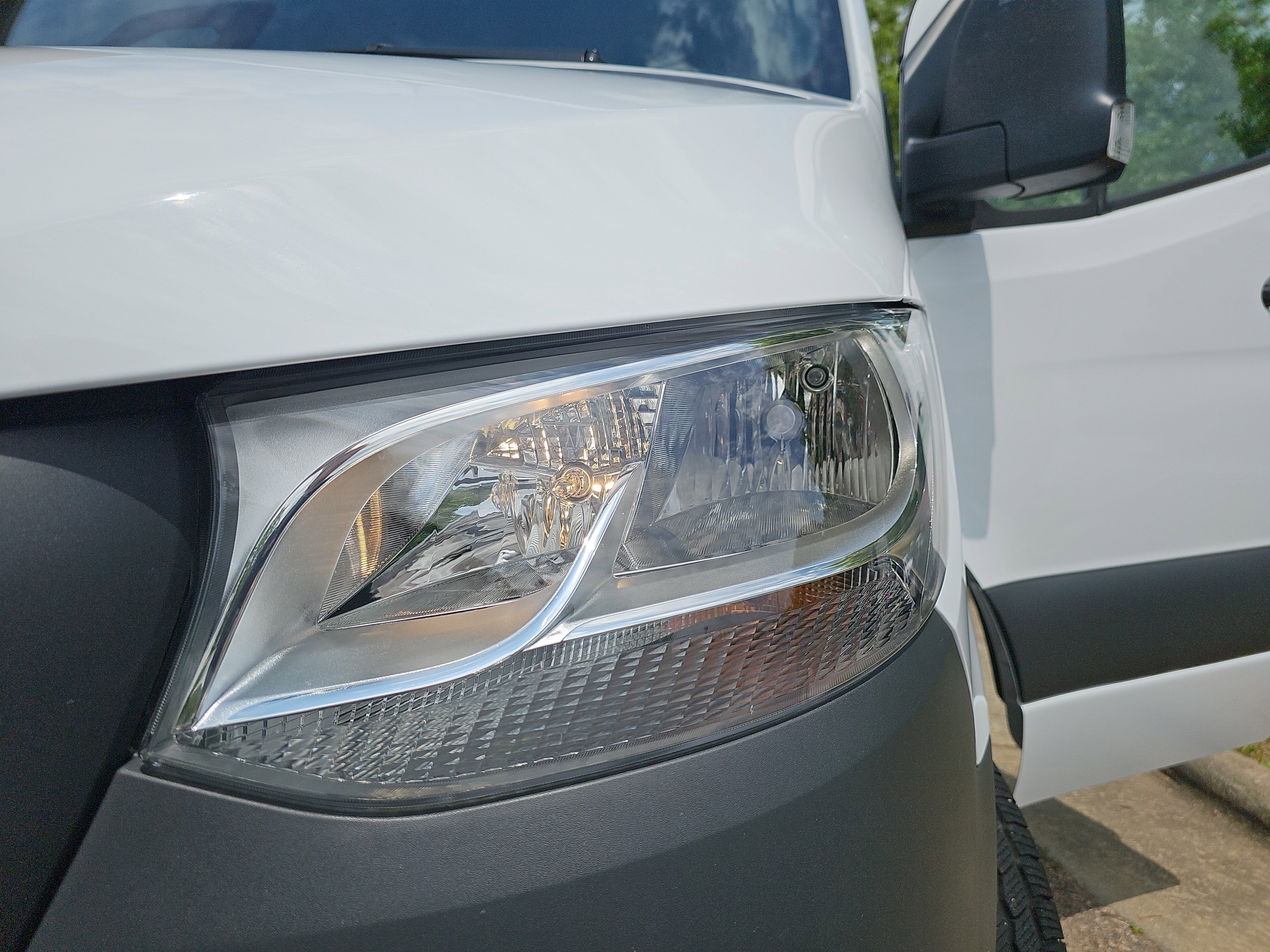 2025 Mercedes-Benz Sprinter 2500 Crew 144 WB