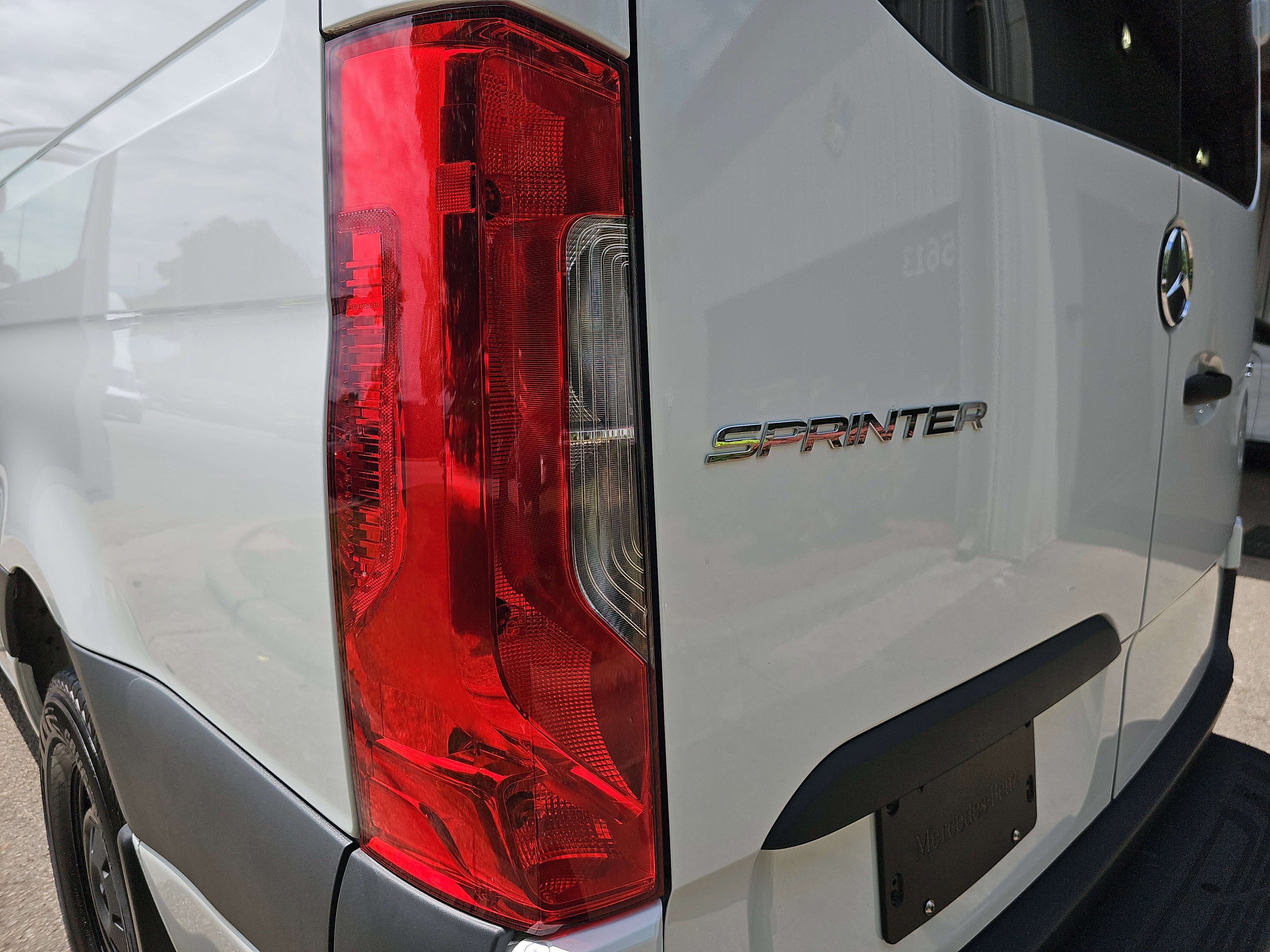 2025 Mercedes-Benz Sprinter 2500 Crew 144 WB