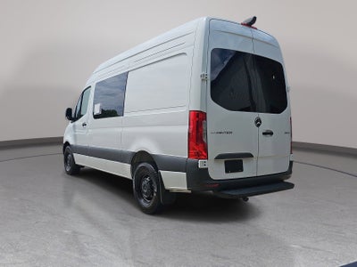 2025 Mercedes-Benz Sprinter 2500 Crew 144 WB