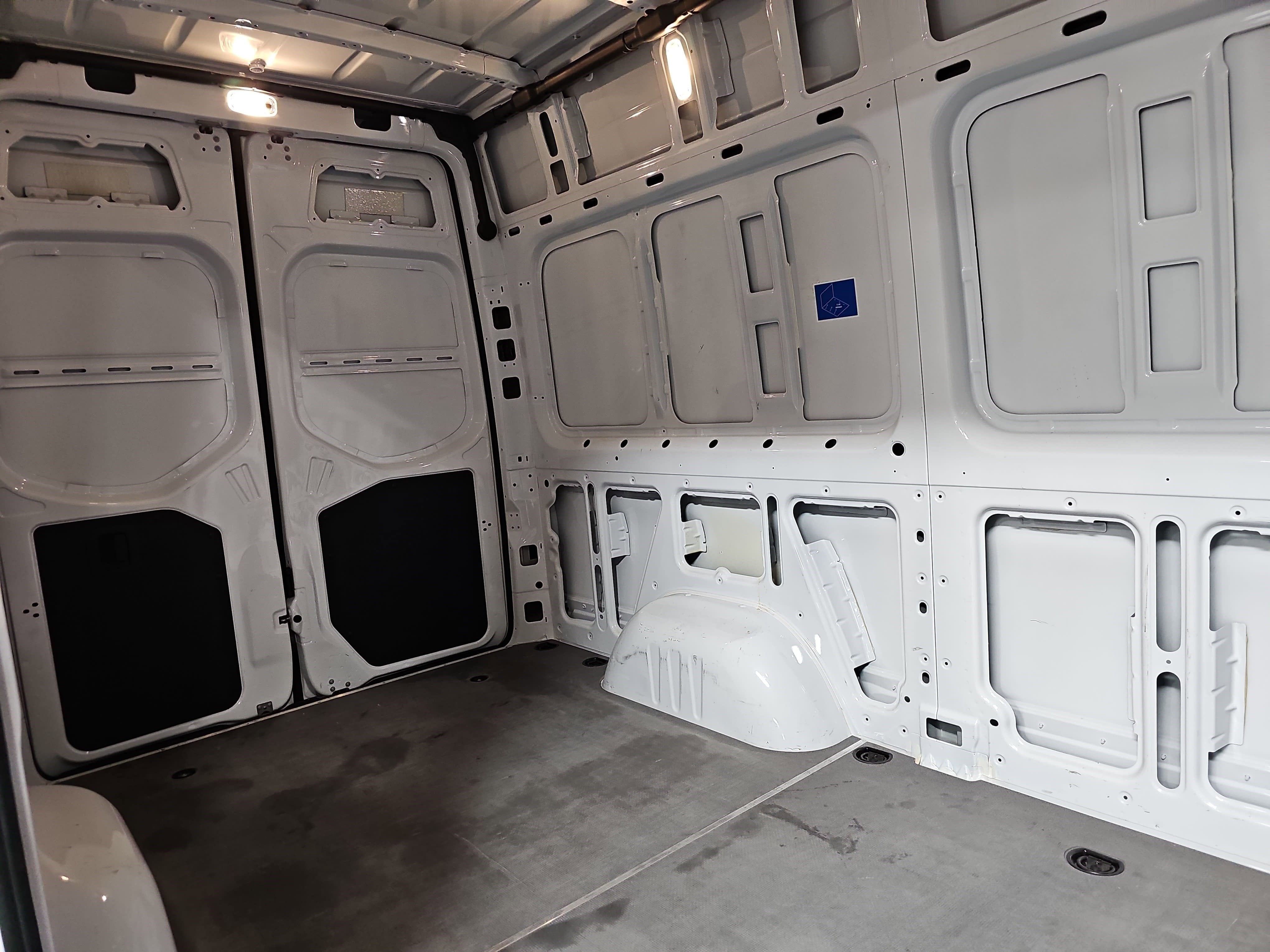 2025 Mercedes-Benz Sprinter Cargo Van Cargo 144 WB