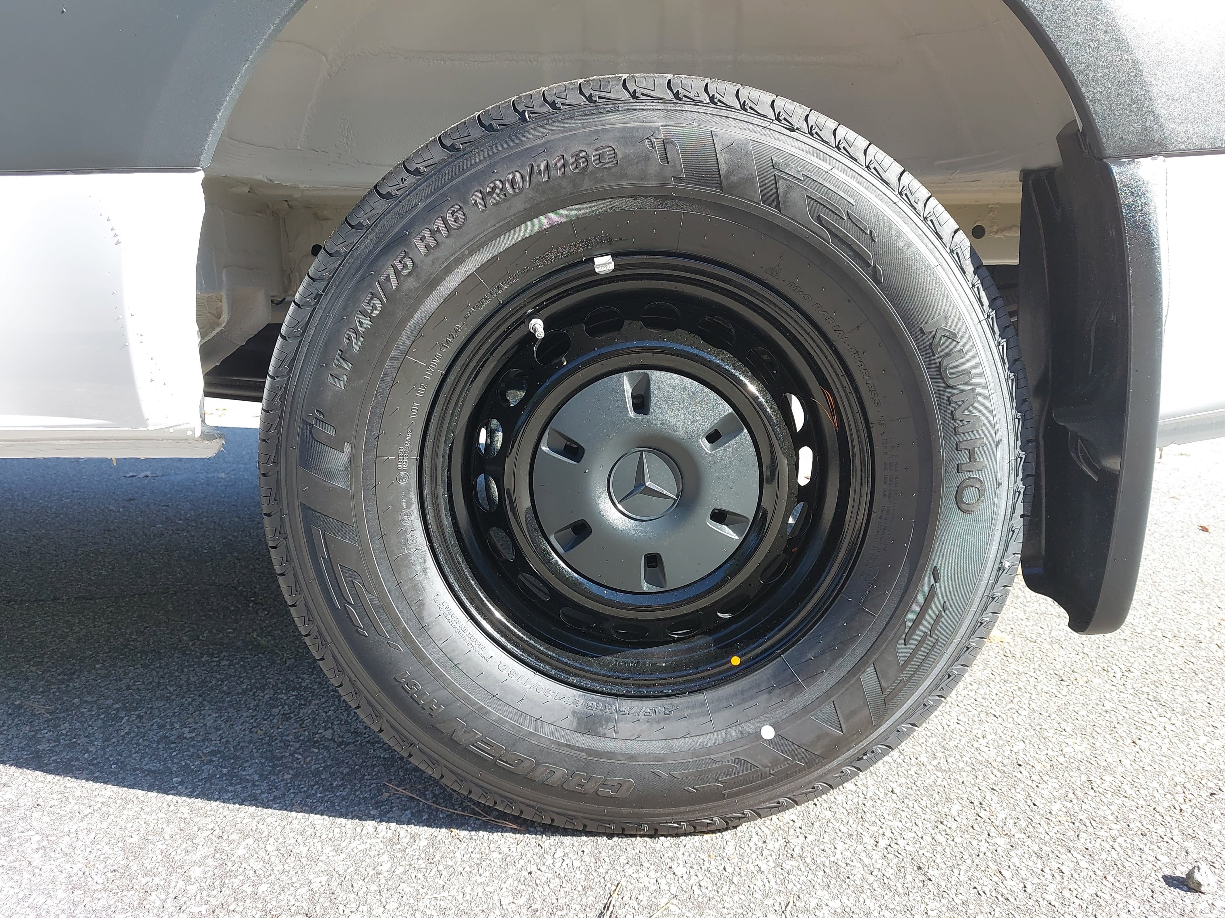 2025 Mercedes-Benz Sprinter Cargo Van Cargo 144 WB