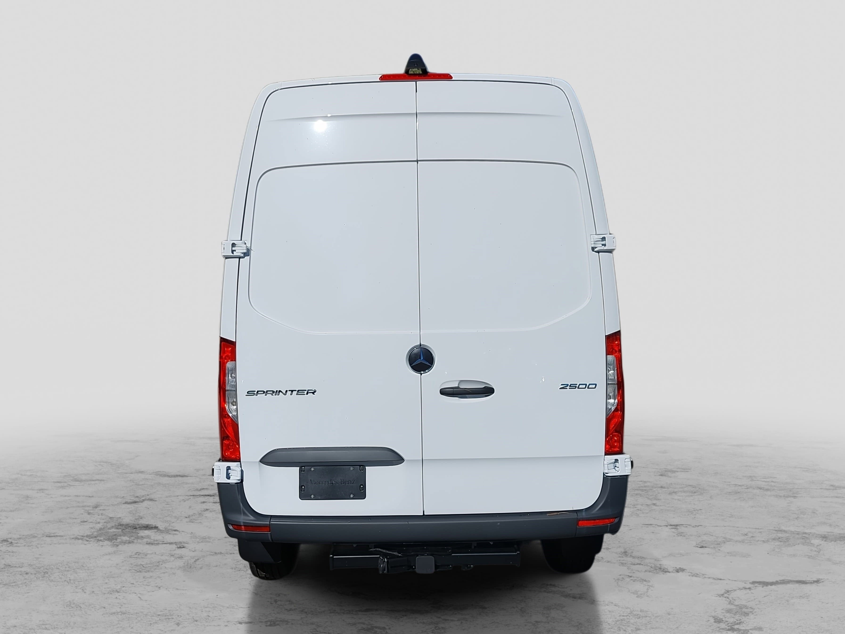 2025 Mercedes-Benz Sprinter Cargo Van Cargo 144 WB