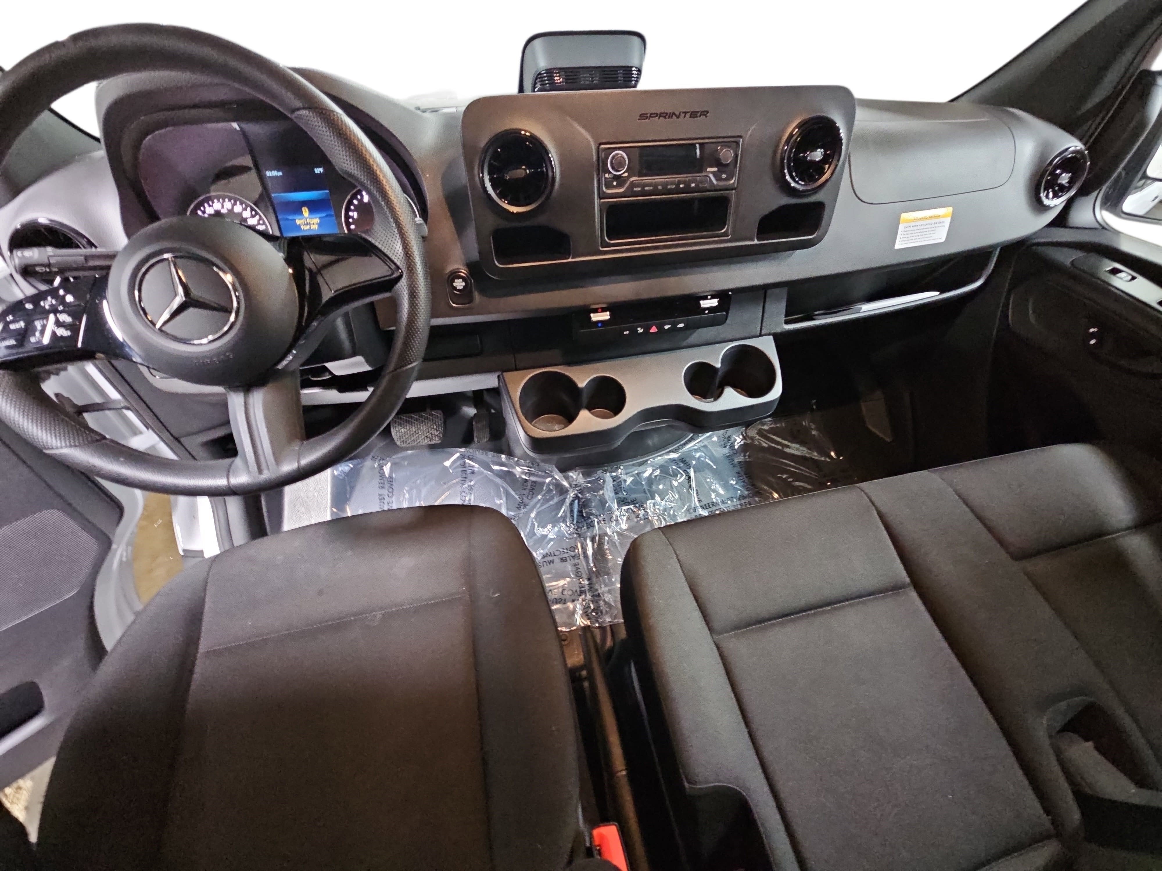 2025 Mercedes-Benz Sprinter Cargo Van Cargo 144 WB