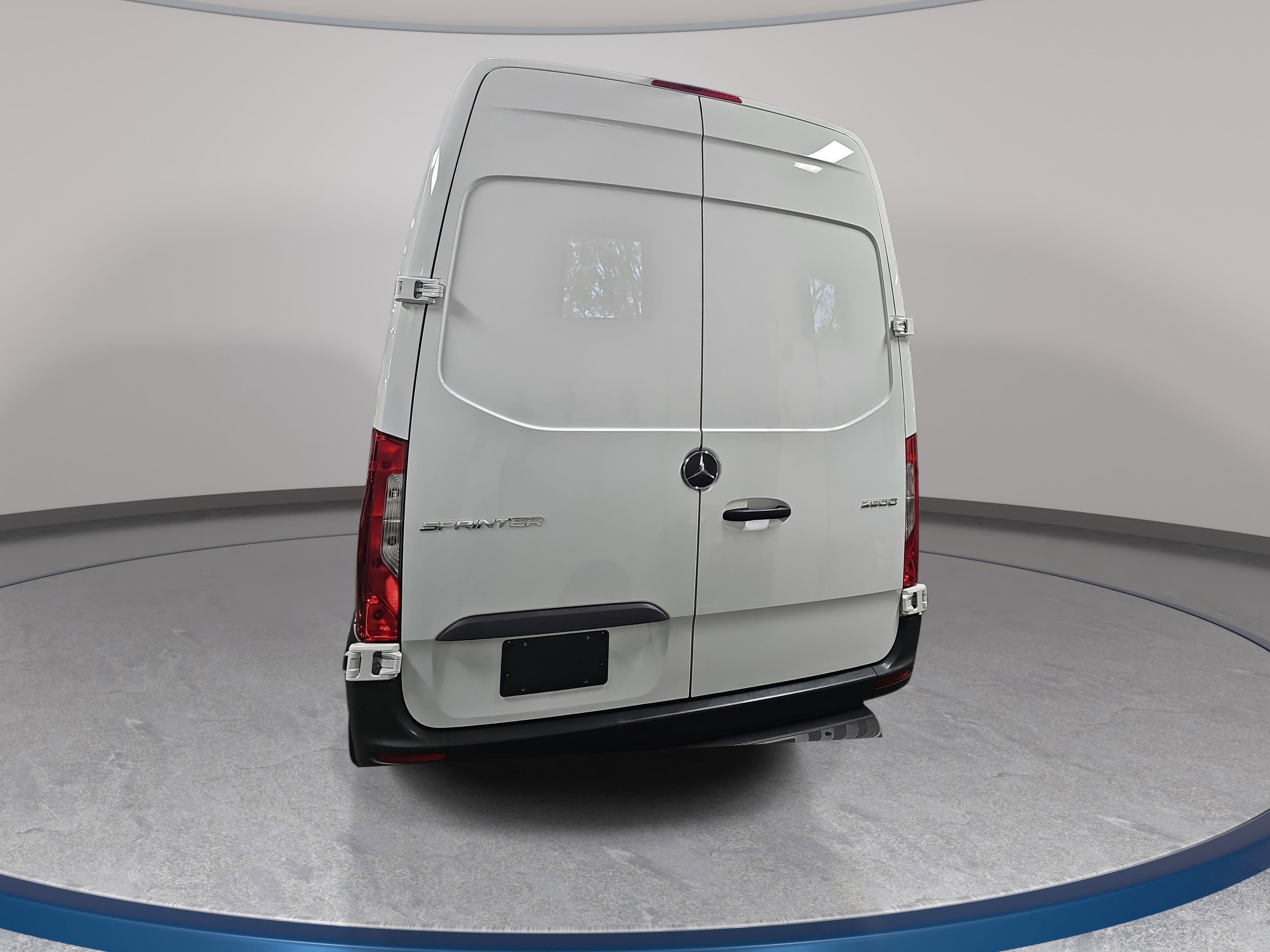2025 Mercedes-Benz Sprinter Cargo Van Cargo 144 WB