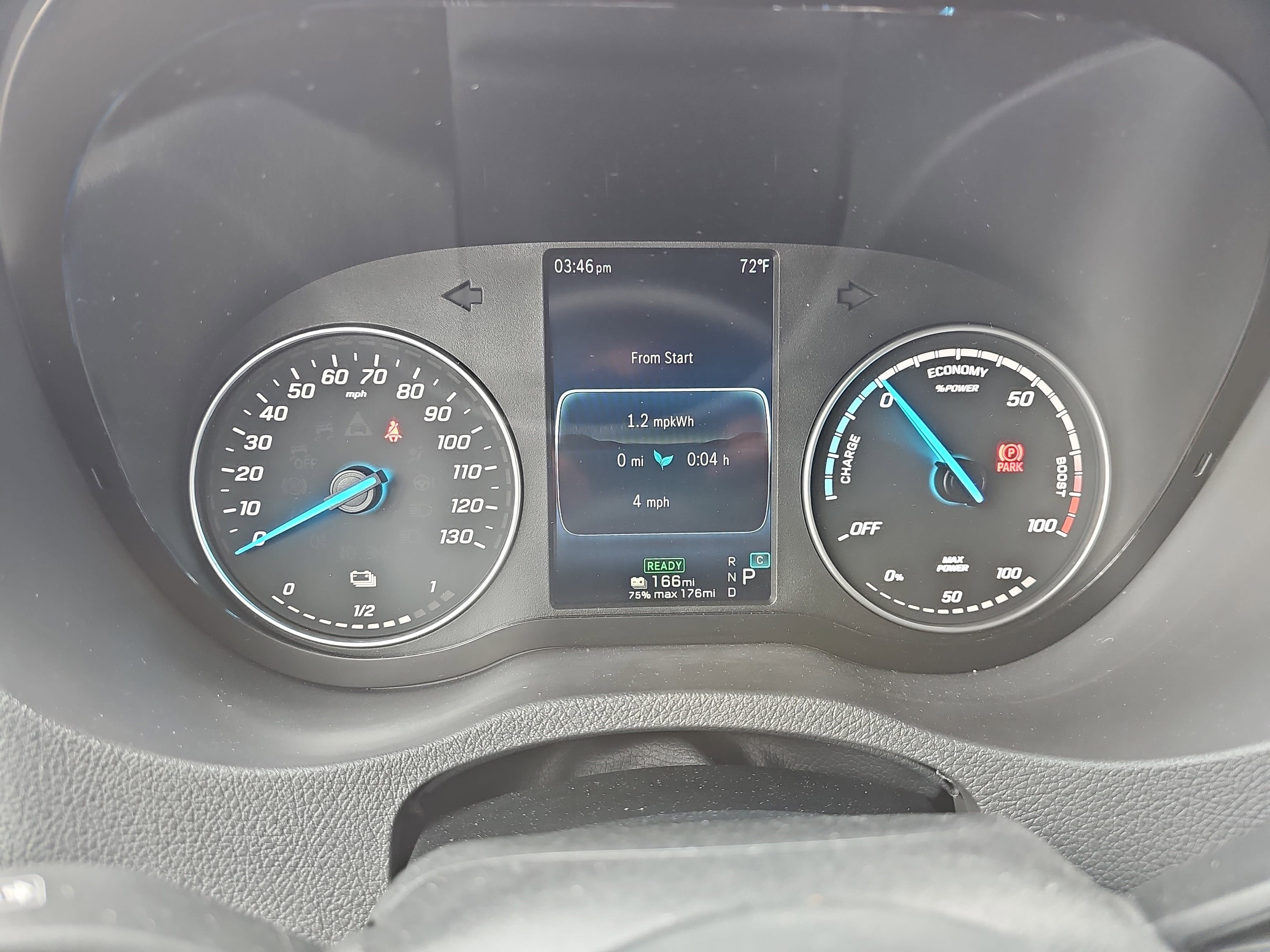 2024 Mercedes-Benz eSprinter Cargo Van Cargo 170 WB