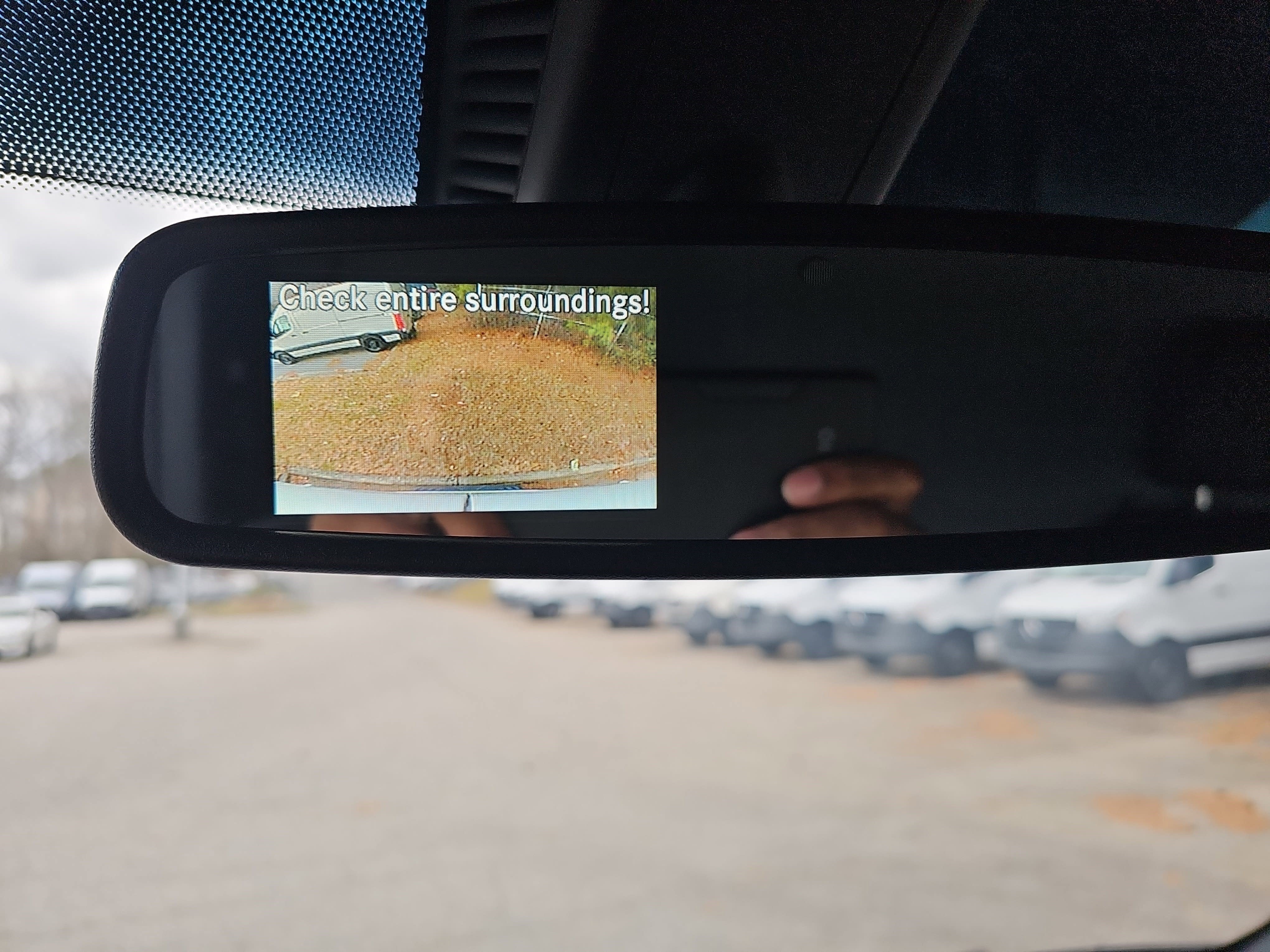 2024 Mercedes-Benz eSprinter Cargo Van Cargo 170 WB