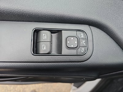 2024 Mercedes-Benz eSprinter Cargo Van Cargo 170 WB