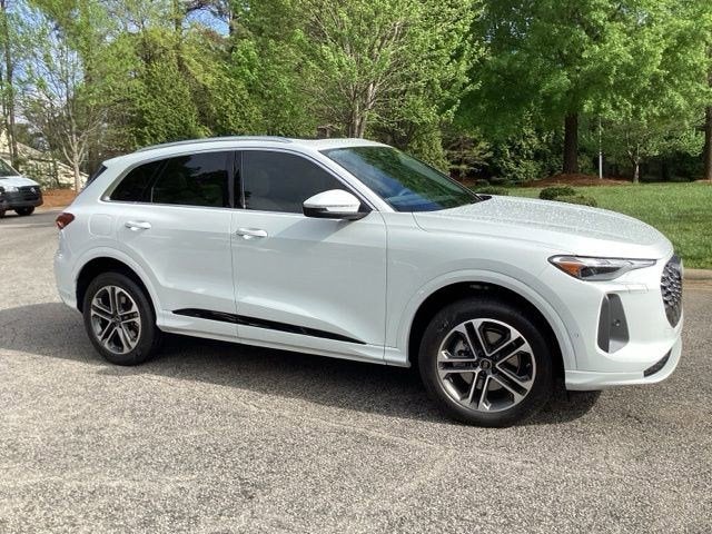 2025 Audi Q5 Premium