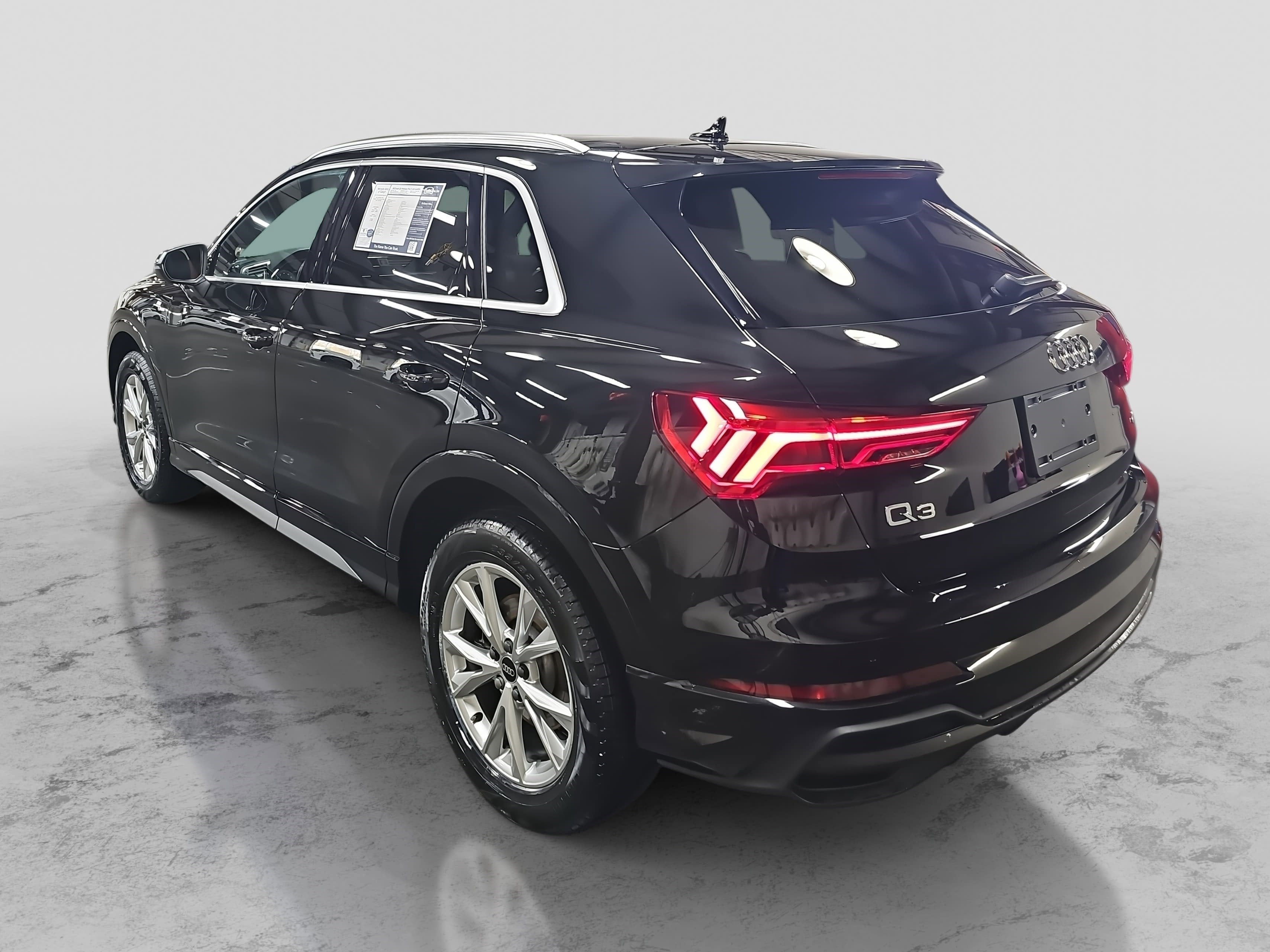 2023 Audi Q3 S line Premium Plus