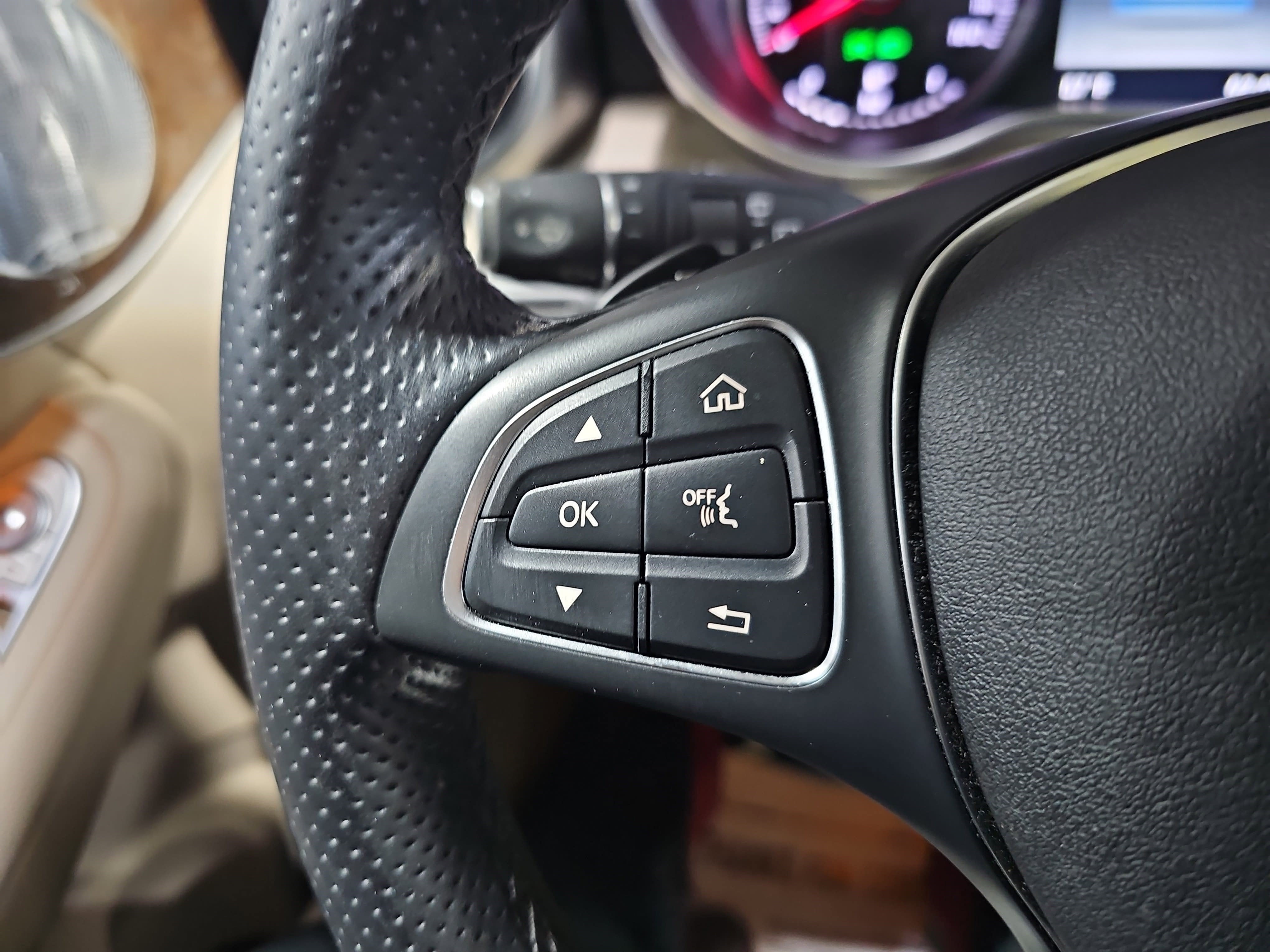 2019 Mercedes-Benz GLC GLC 300