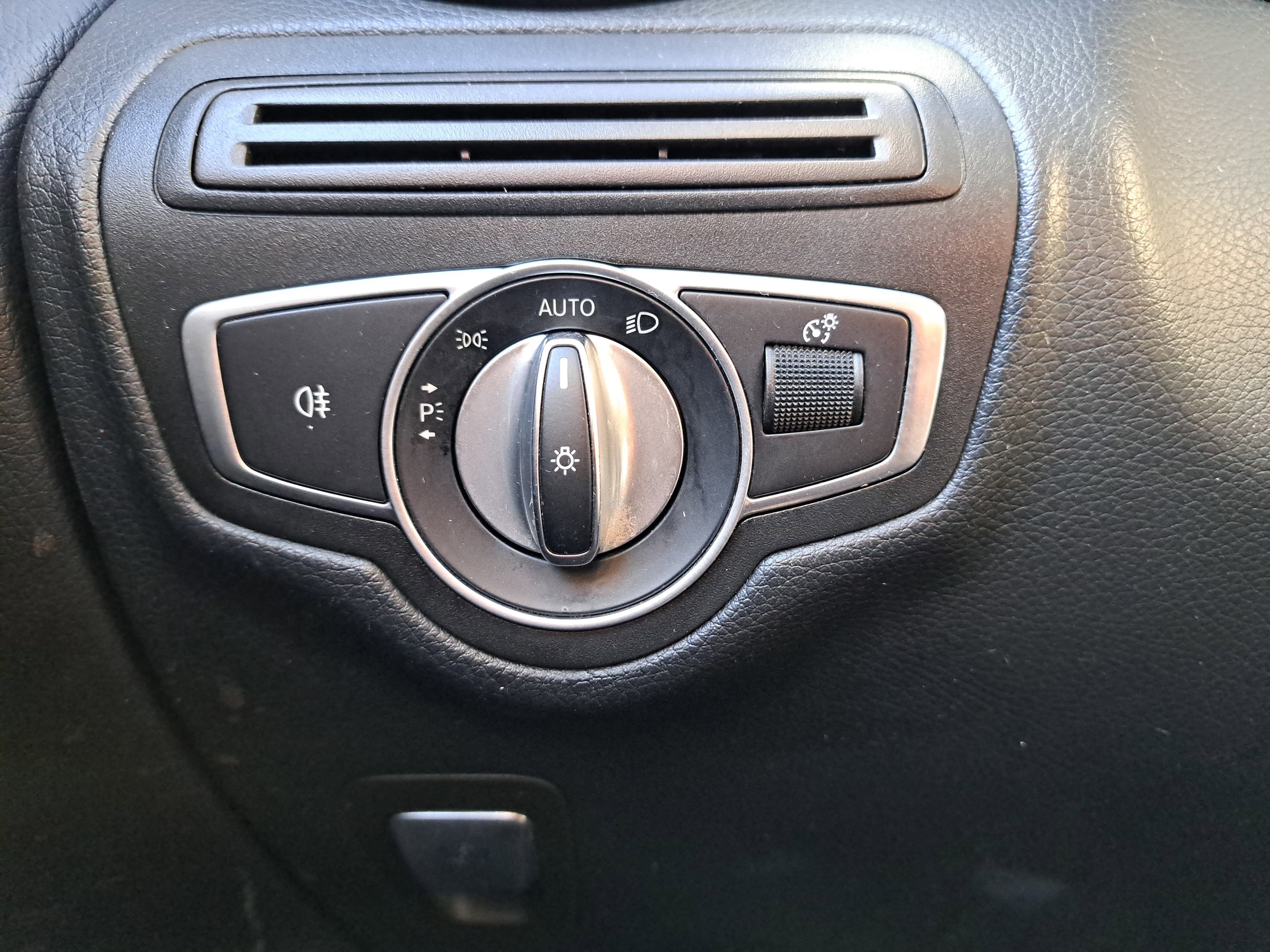 2019 Mercedes-Benz GLC GLC 300