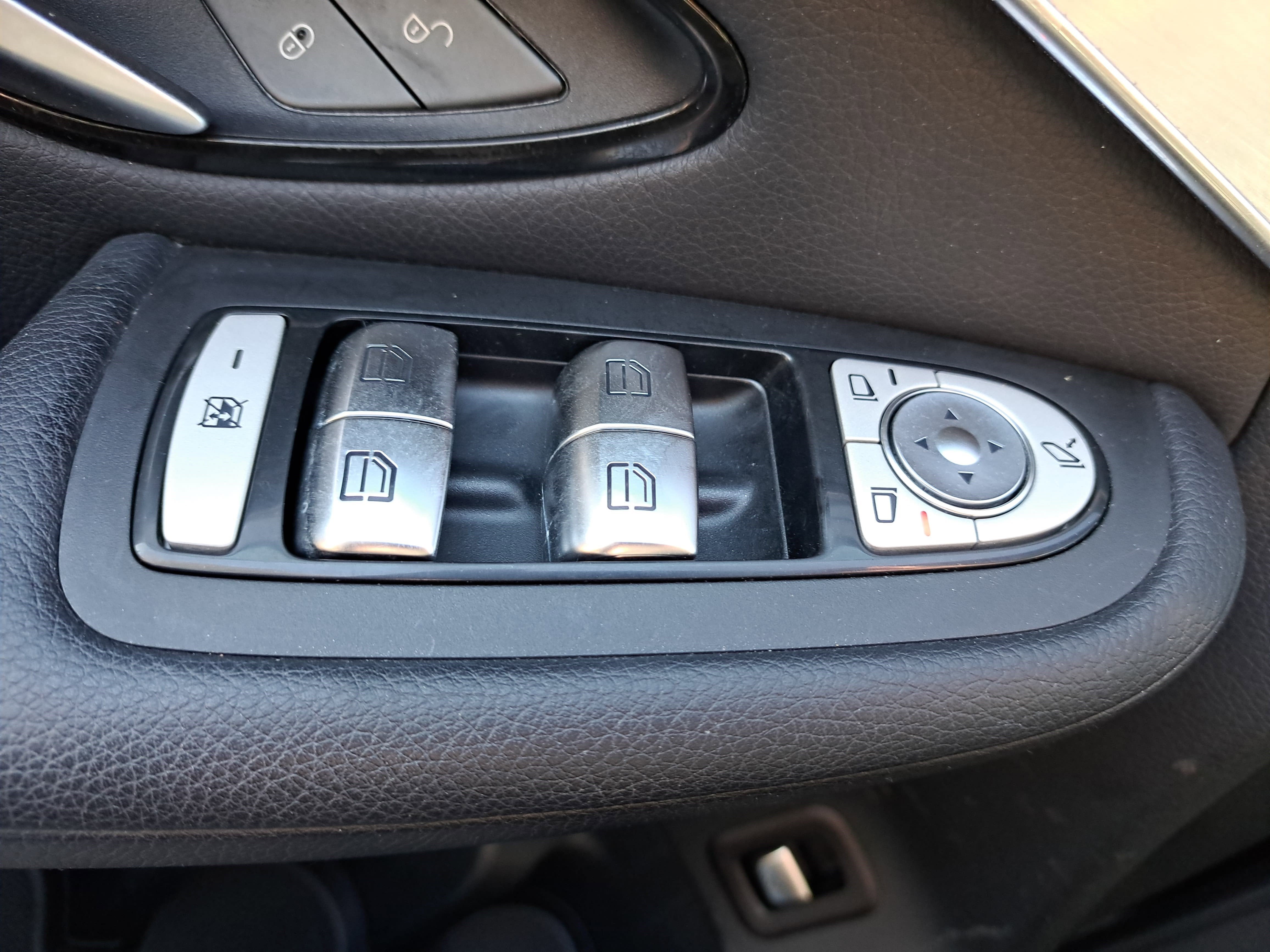 2019 Mercedes-Benz GLC GLC 300