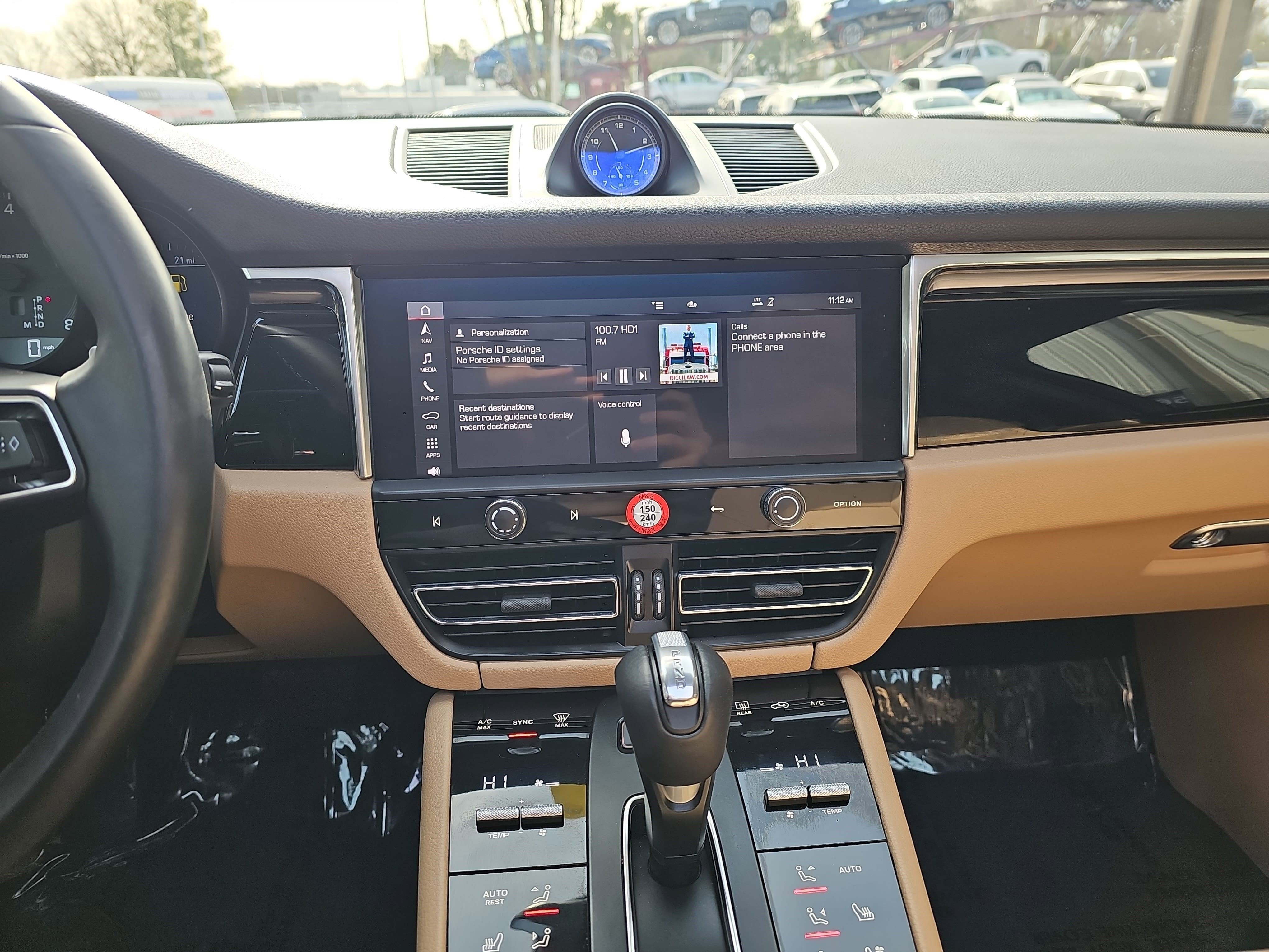 2024 Porsche Macan Base