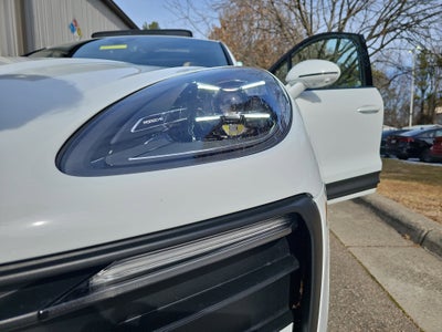 2024 Porsche Macan Base