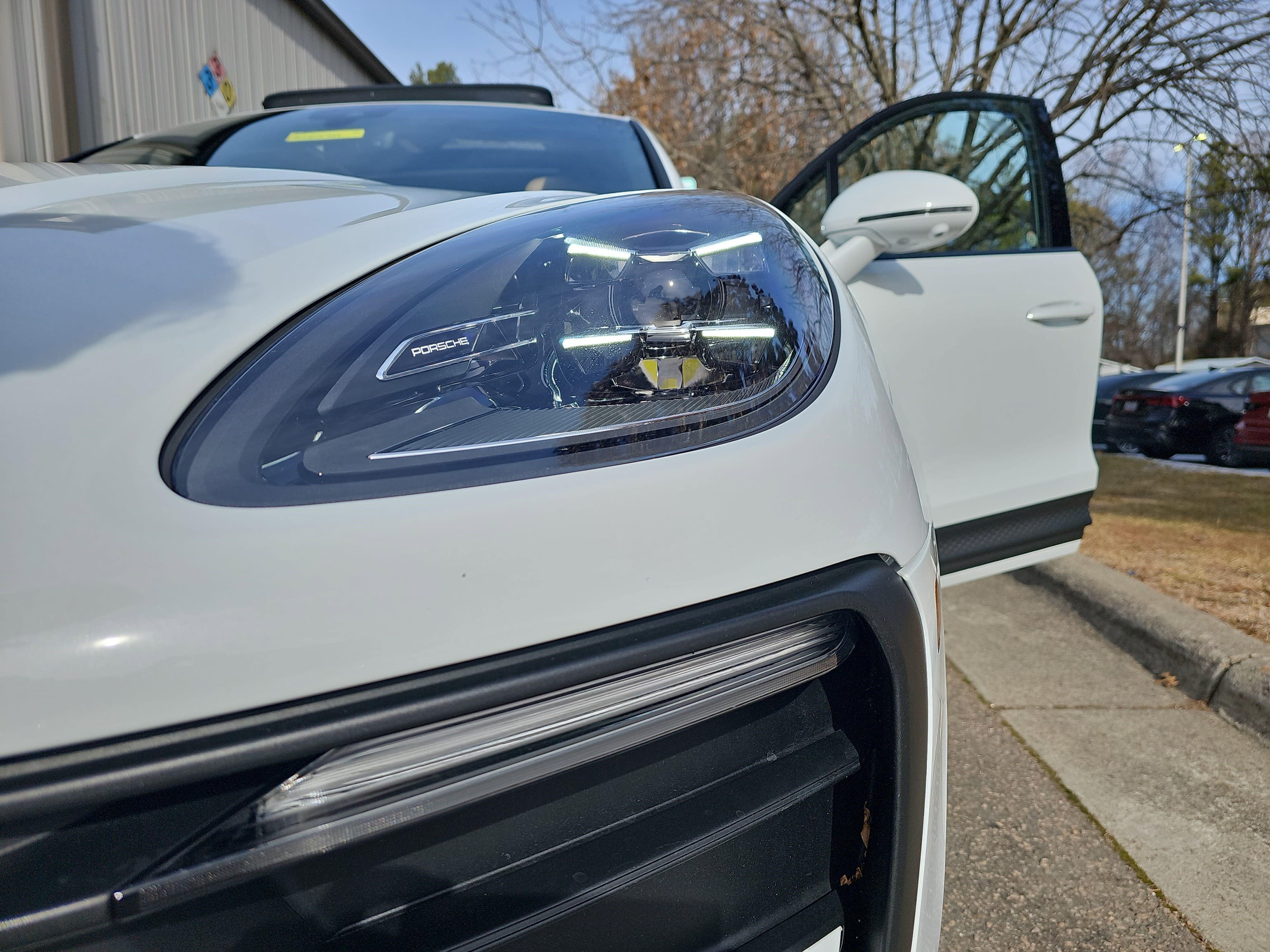 2024 Porsche Macan Base