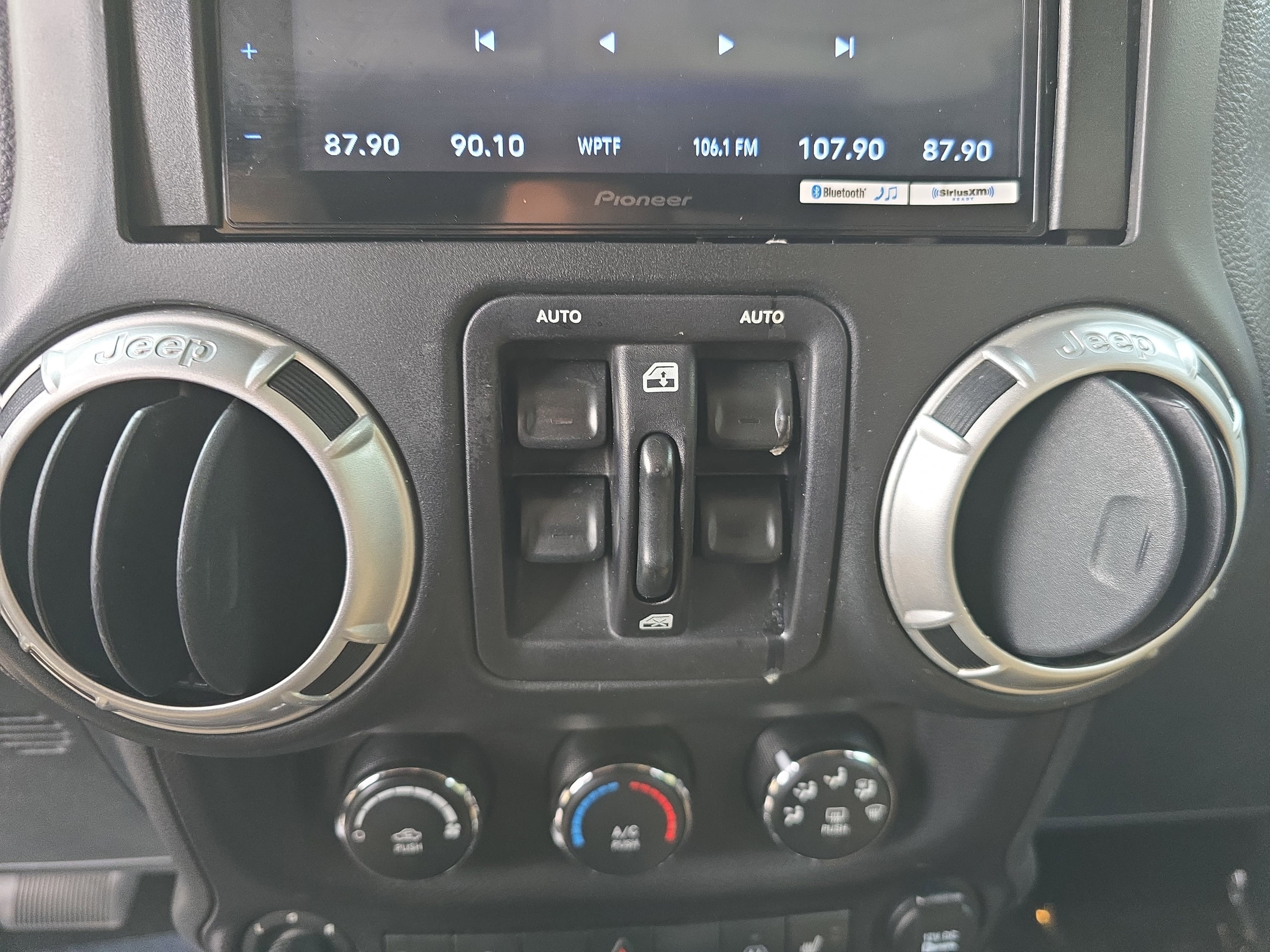 2015 Jeep Wrangler Sahara