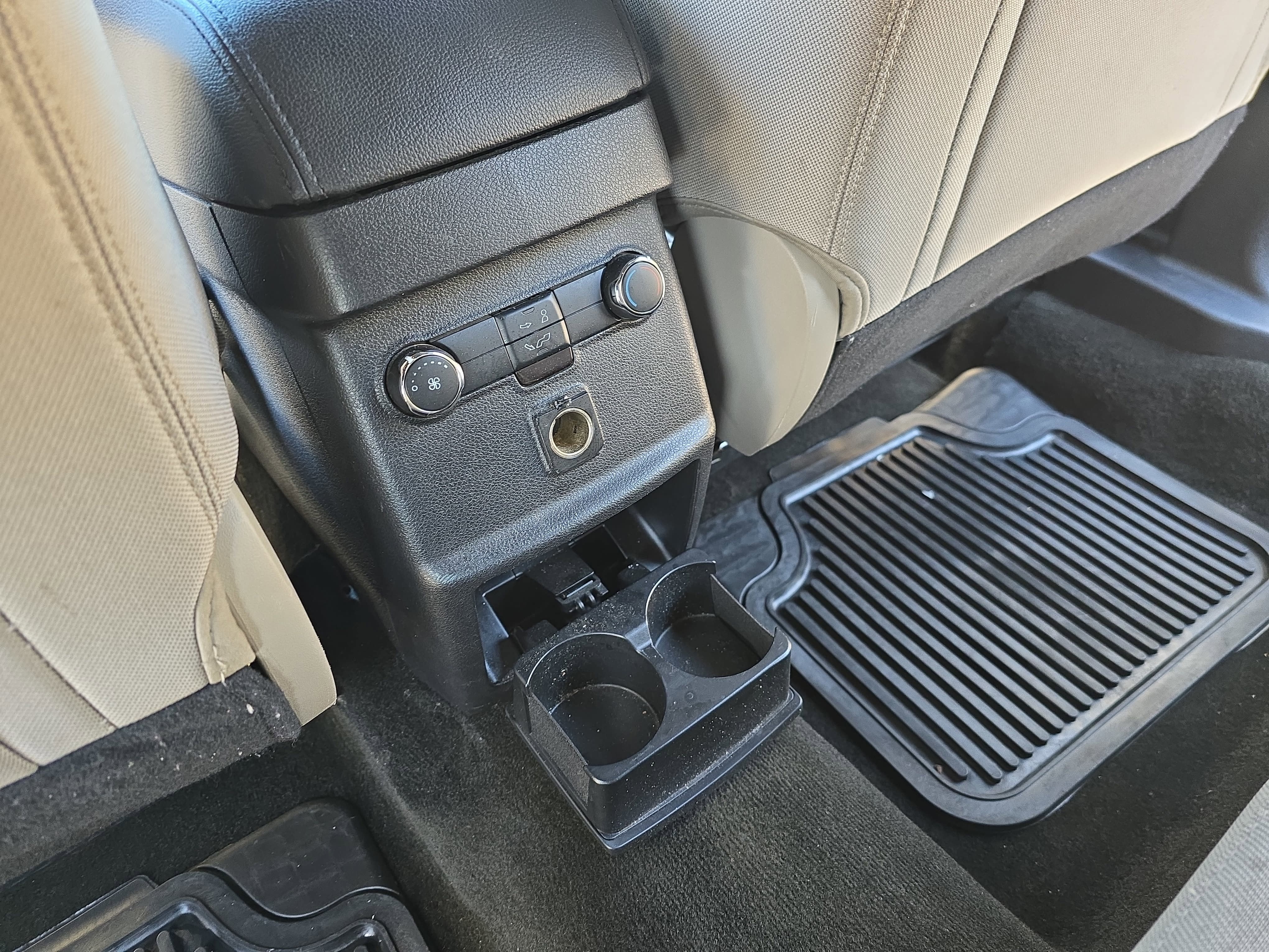 2018 Ford Explorer Base