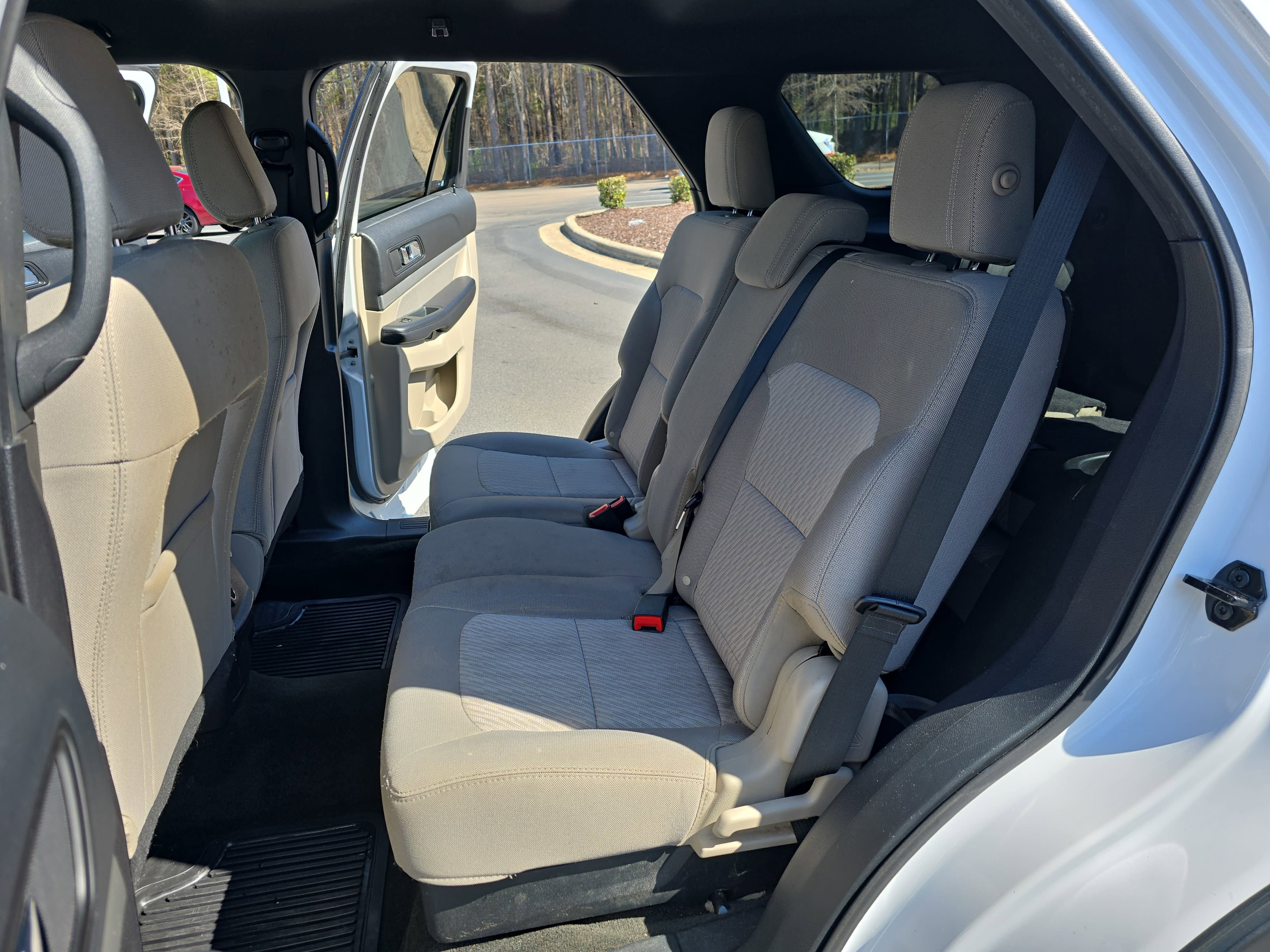 2018 Ford Explorer Base