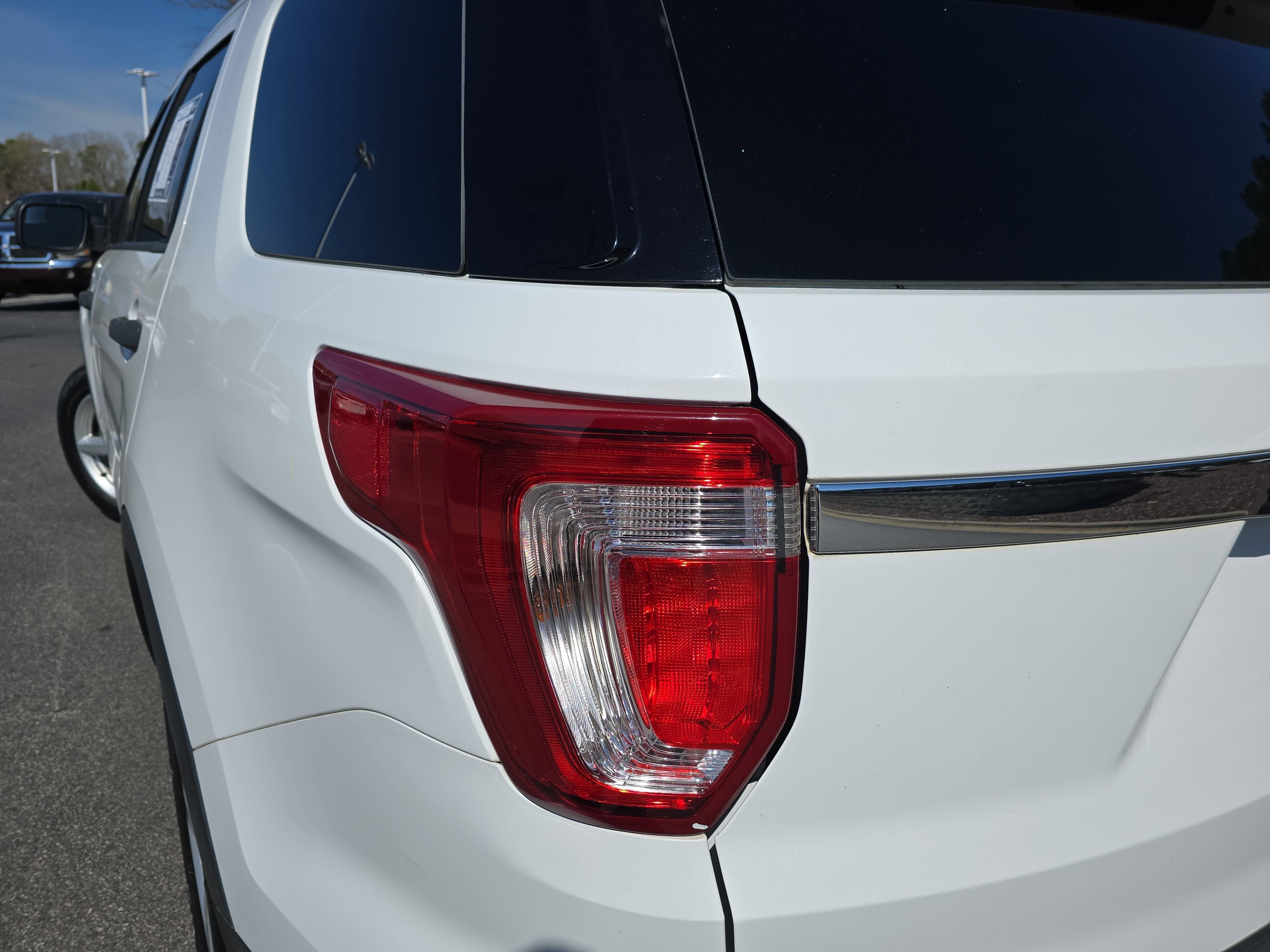 2018 Ford Explorer Base